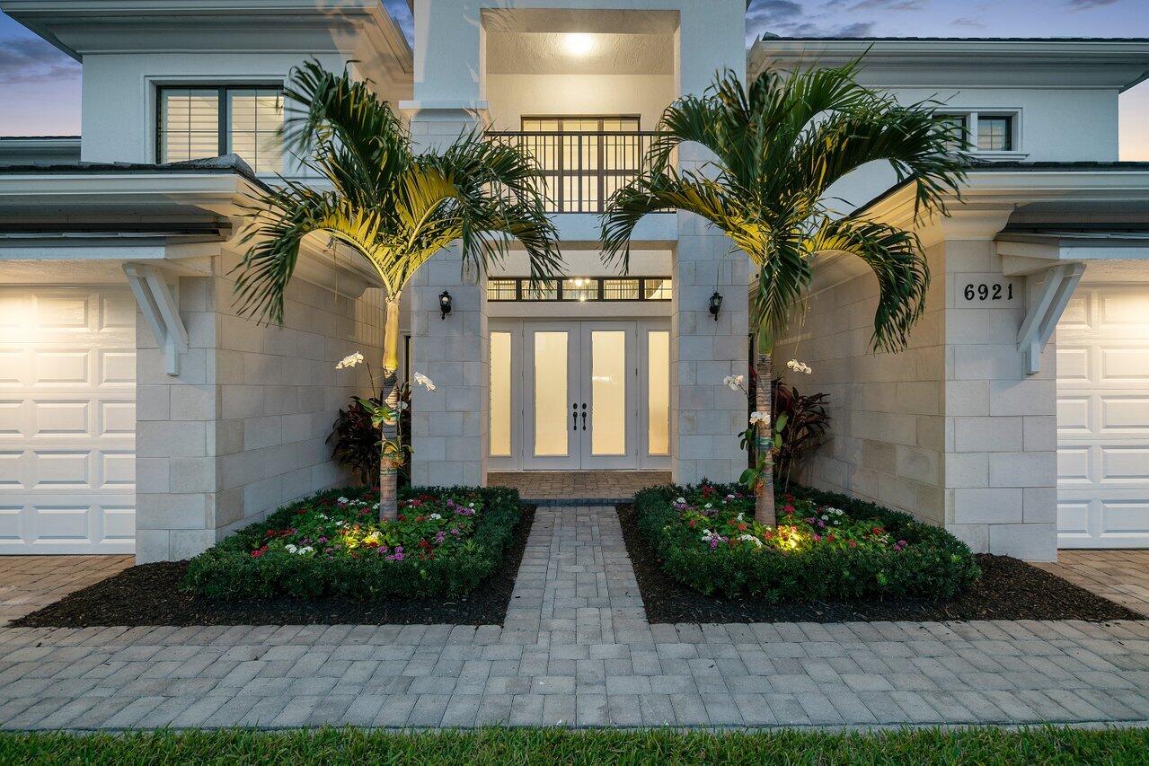 ROYAL PALM POLO - Residential