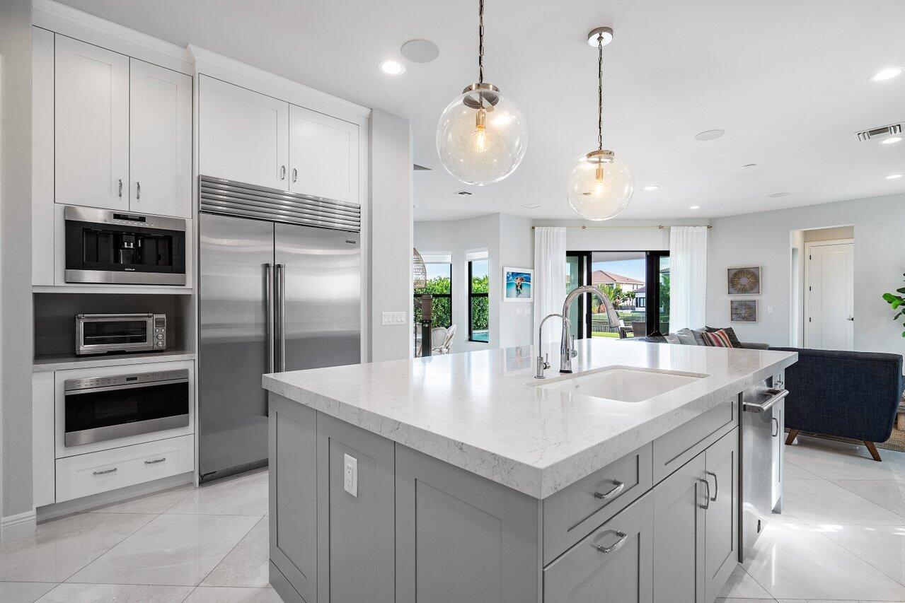 ROYAL PALM POLO - Residential