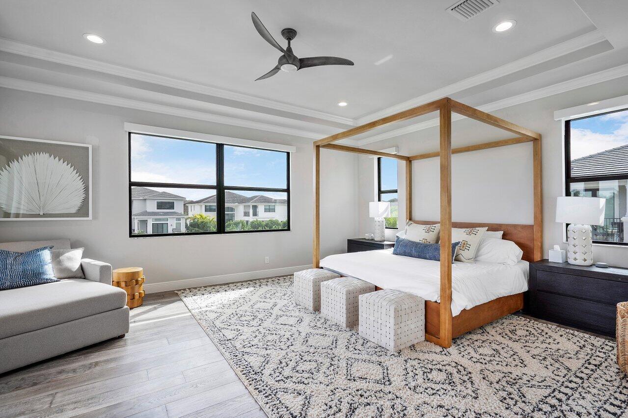 ROYAL PALM POLO - Residential