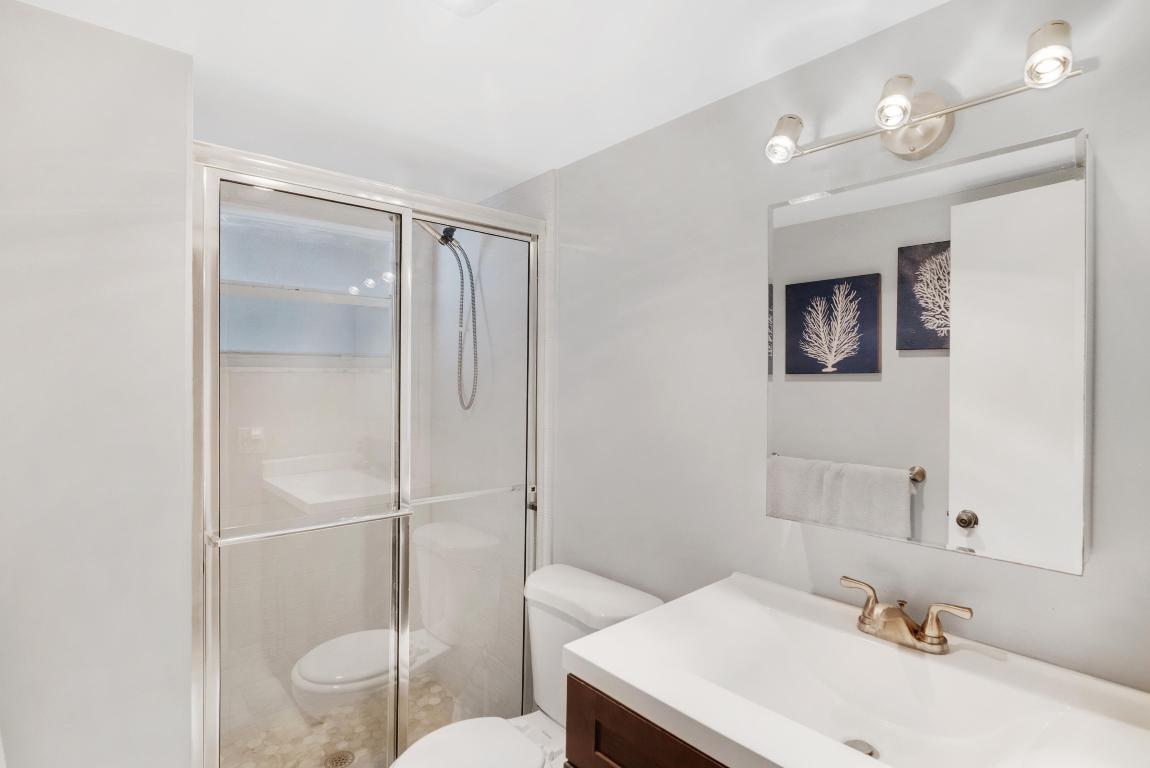 LAKESIDE VILLAGE CONDO 10 - Residential