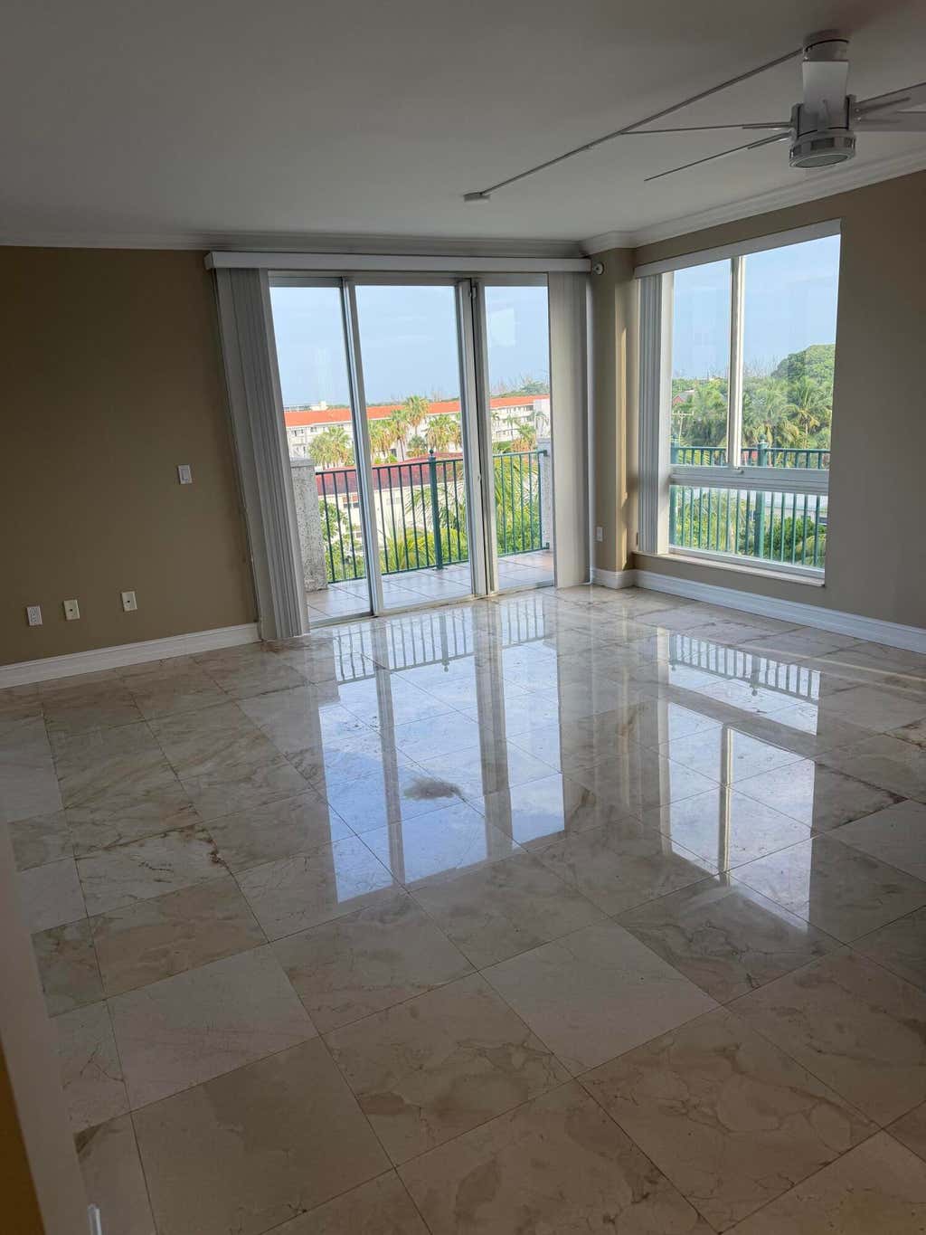 Photo of 9 NE 20TH Avenue #503, Deerfield Beach, FL 33441 (MLS # B26067656)
