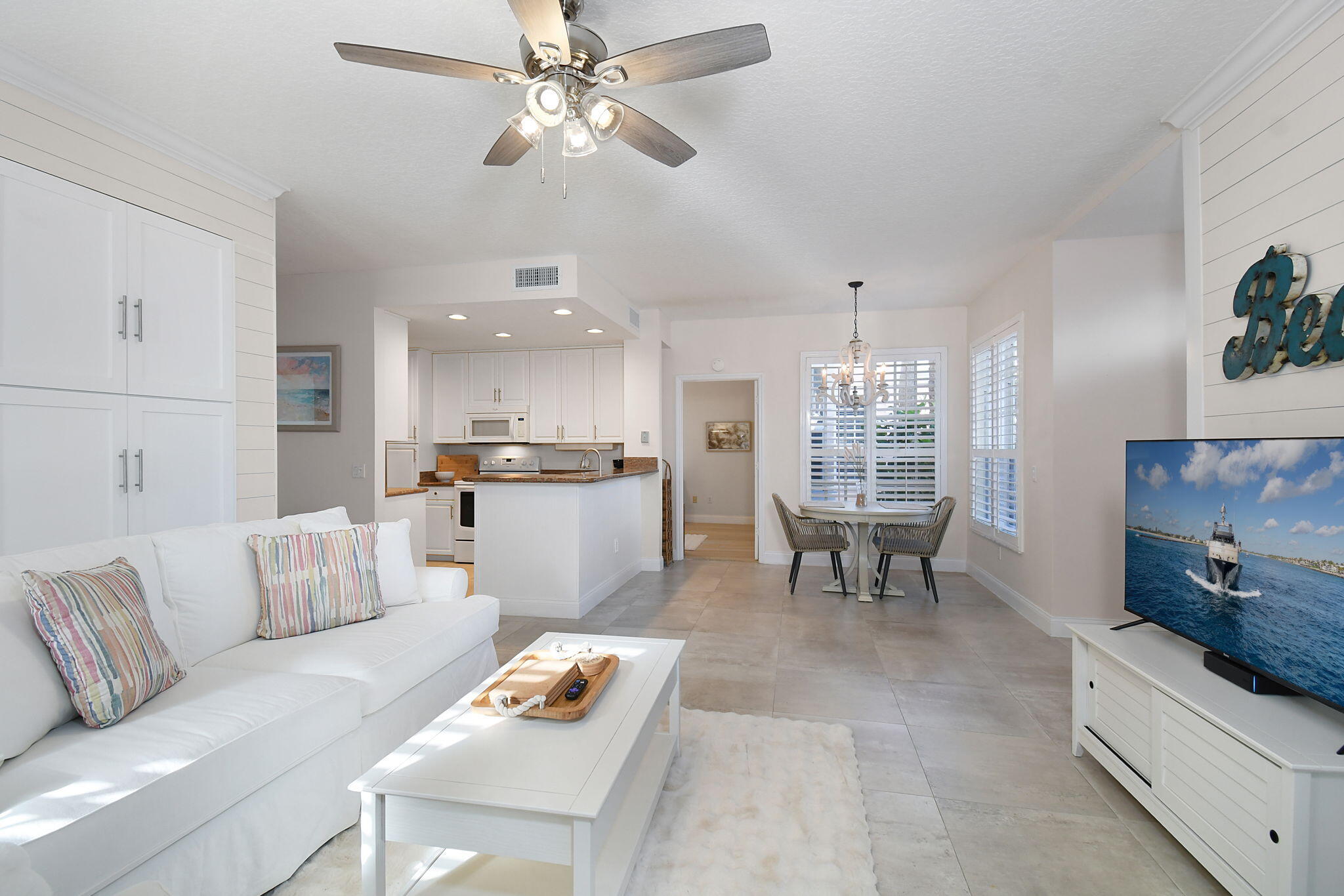 421 NE Plantation 617