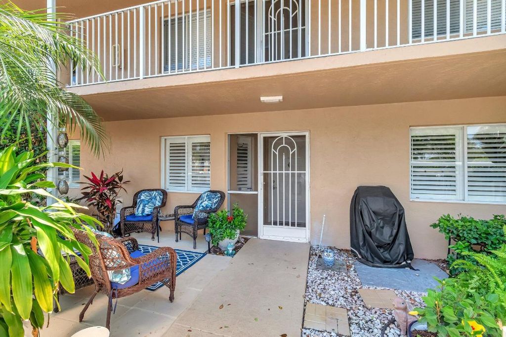 Photo of 5914 Regal Glen Drive #107, Boynton Beach, FL 33437 (MLS # R11092678)