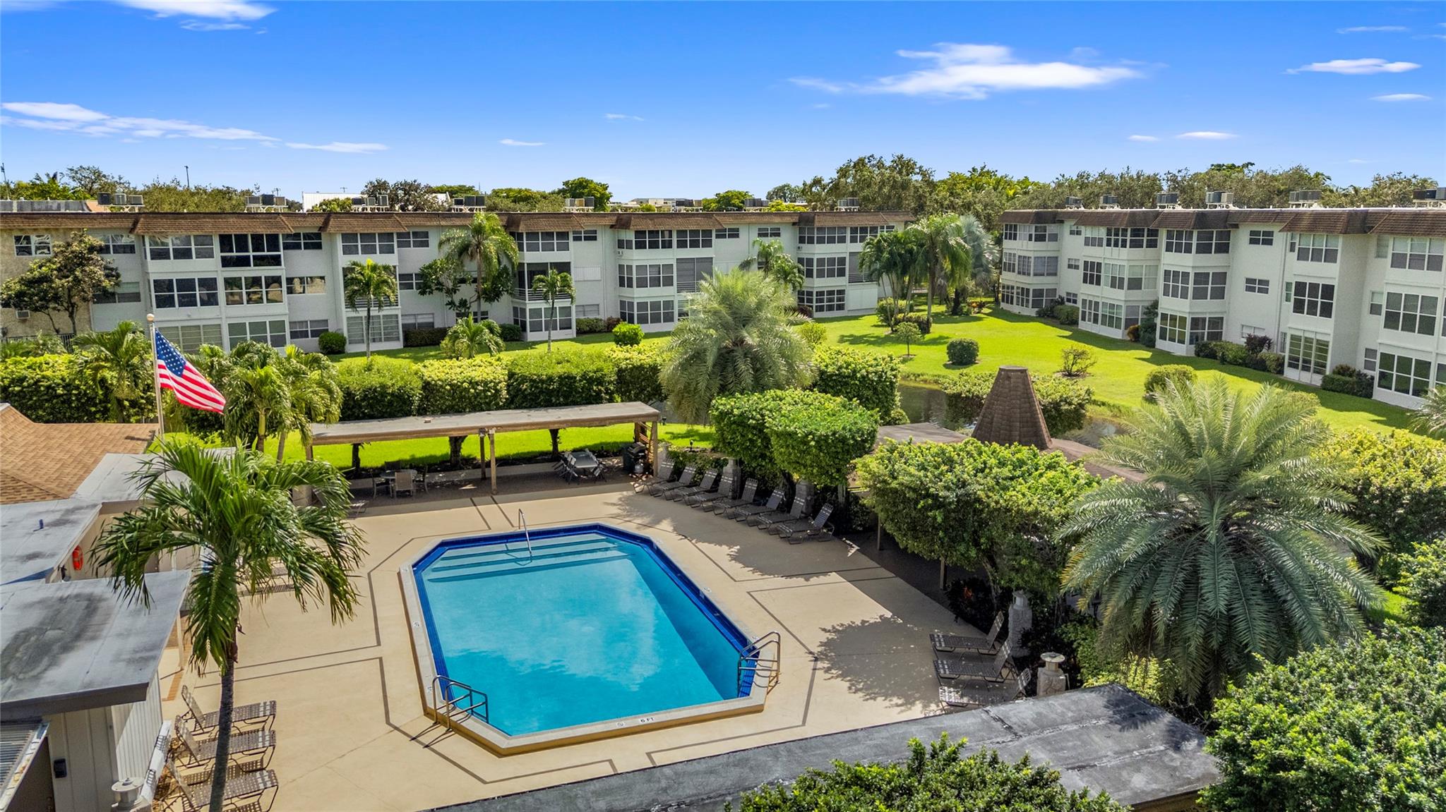 ROSE GARDENS CONDO - Residential