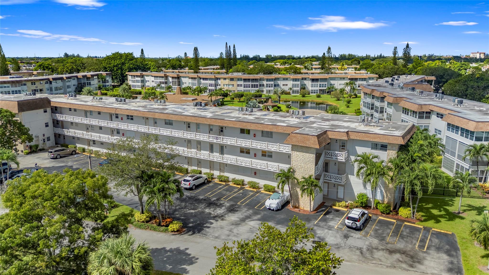 ROSE GARDENS CONDO - Residential