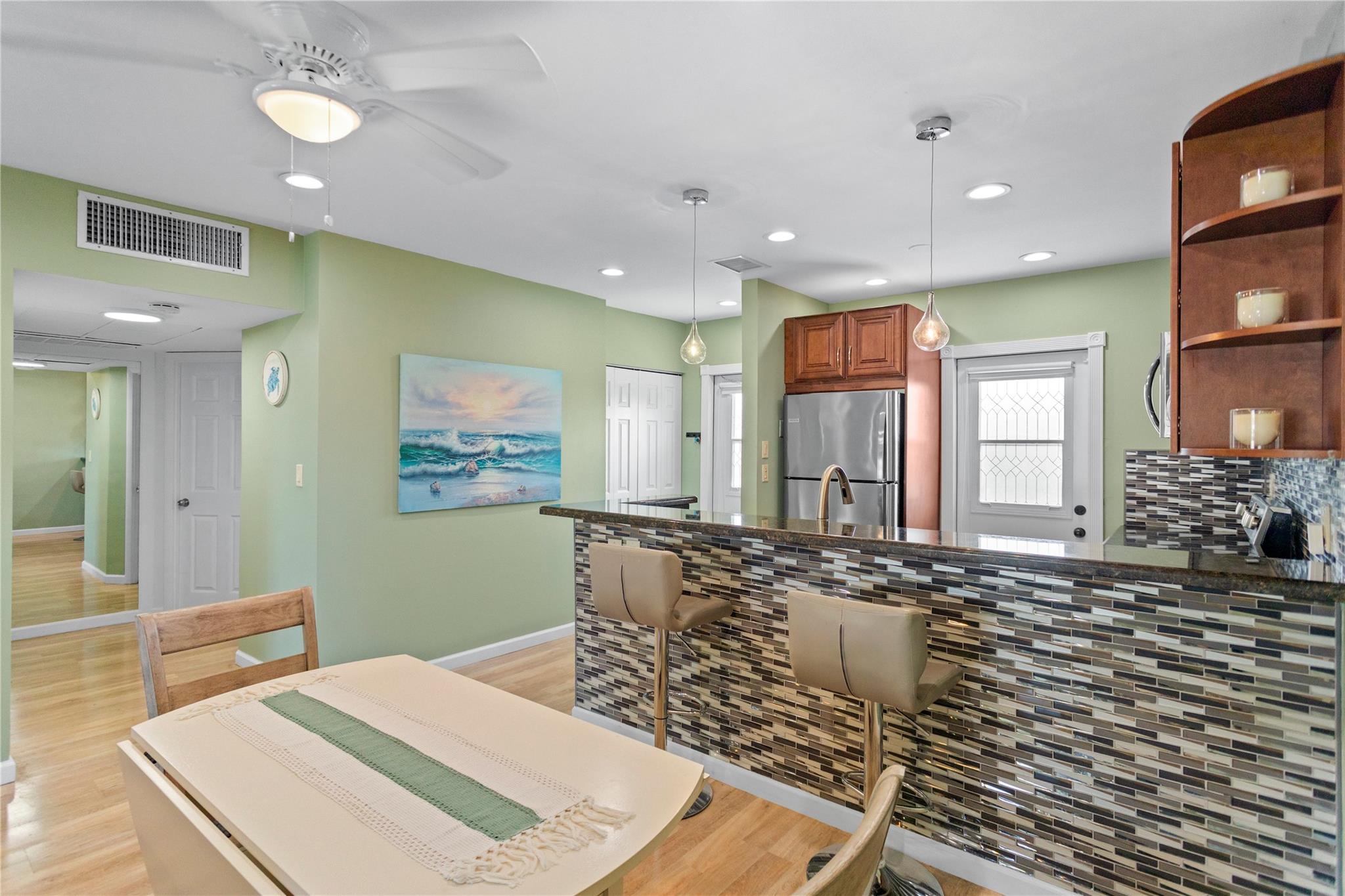 ROSE GARDENS CONDO - Residential