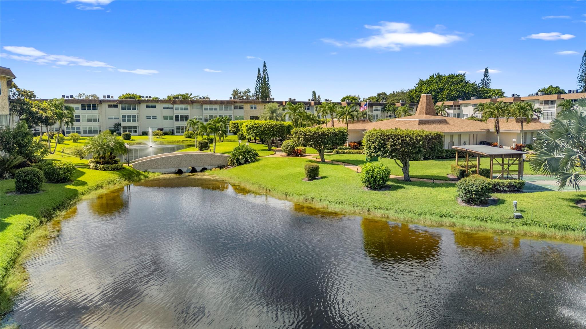 ROSE GARDENS CONDO - Residential