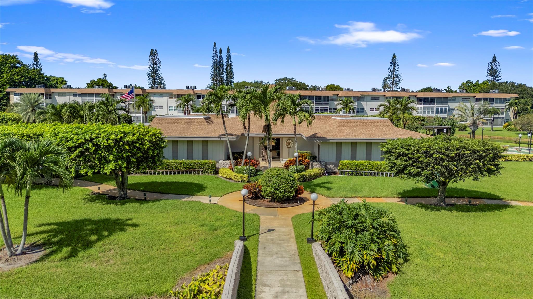 ROSE GARDENS CONDO - Residential