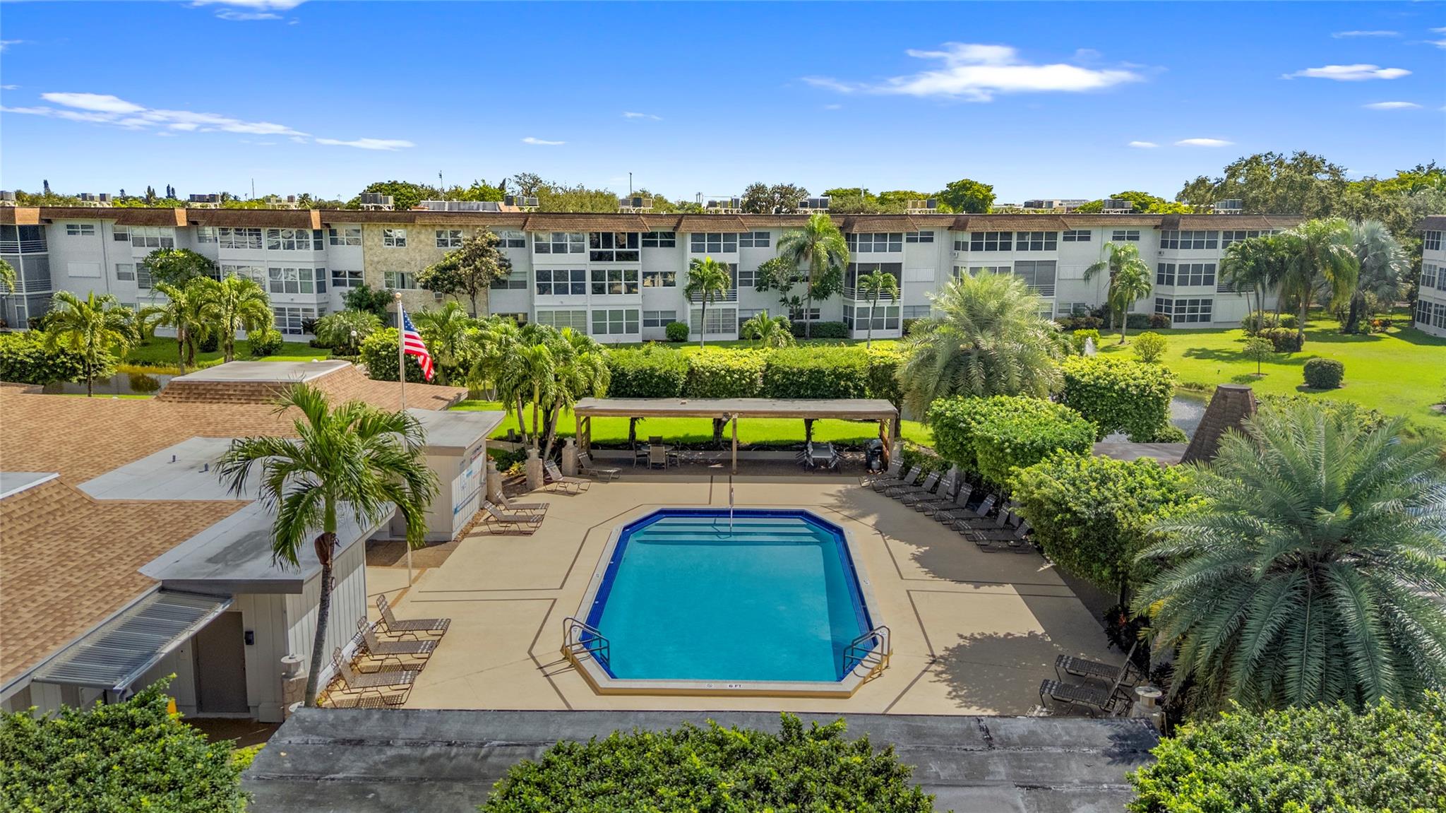 ROSE GARDENS CONDO - Residential