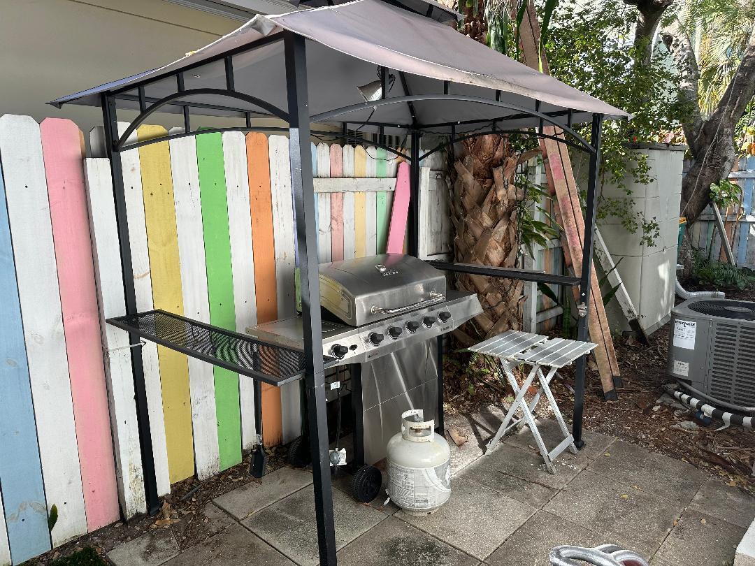 LAKE WORTH TOWN OF - Residential Lease