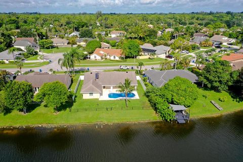 A home in Royal Palm Beach