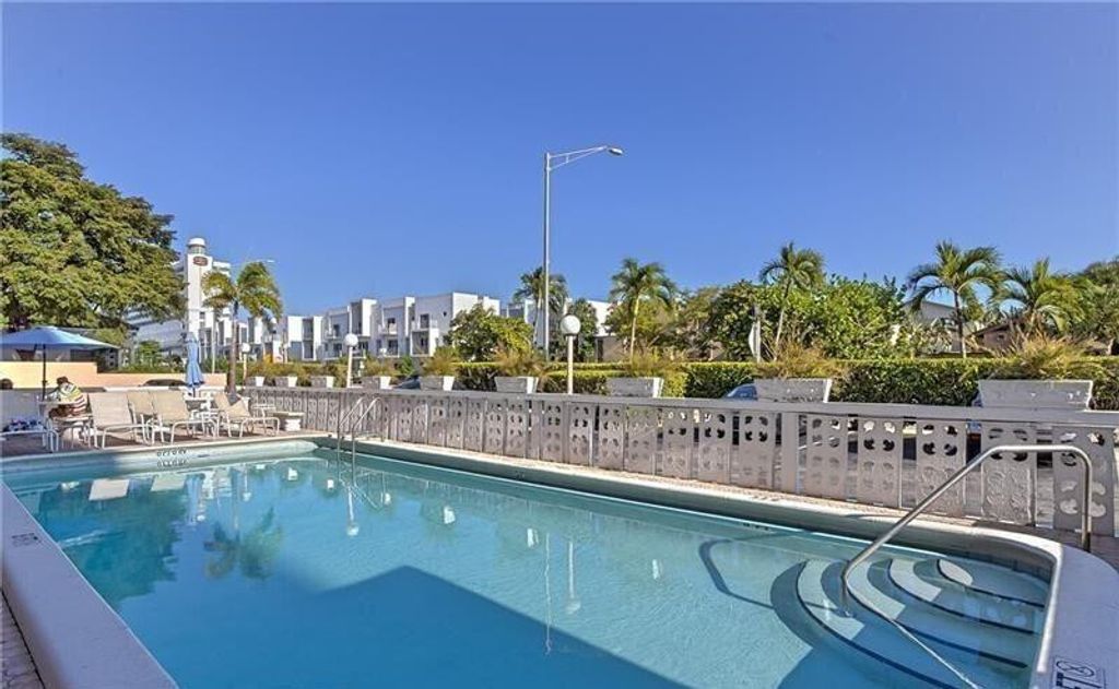 Photo of 3201 NE 14th Street Causeway #404, Pompano Beach, FL 33062 (MLS # F10540707)