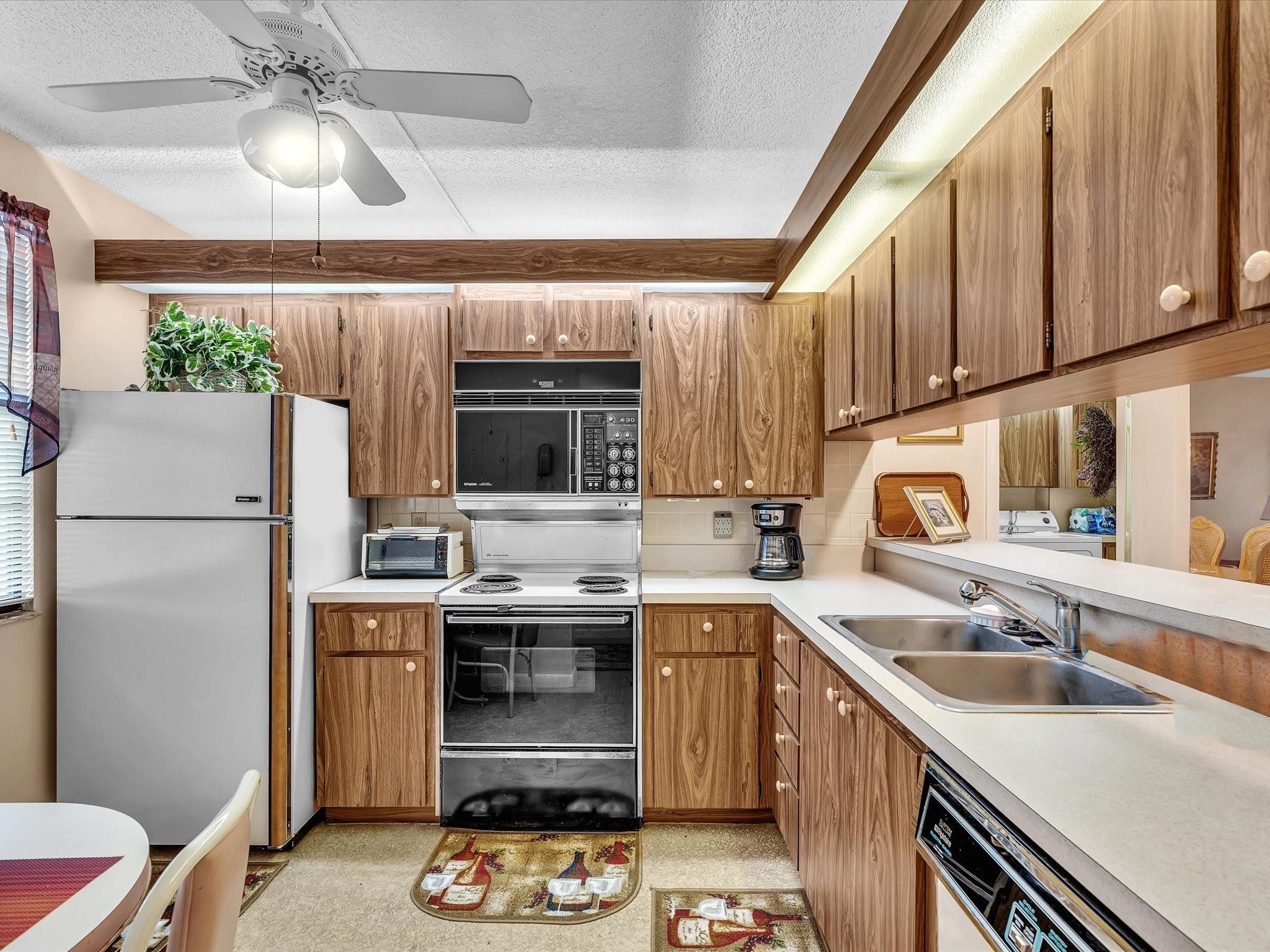 WHITEHALL CONDO AT CAMINO - Residential Lease