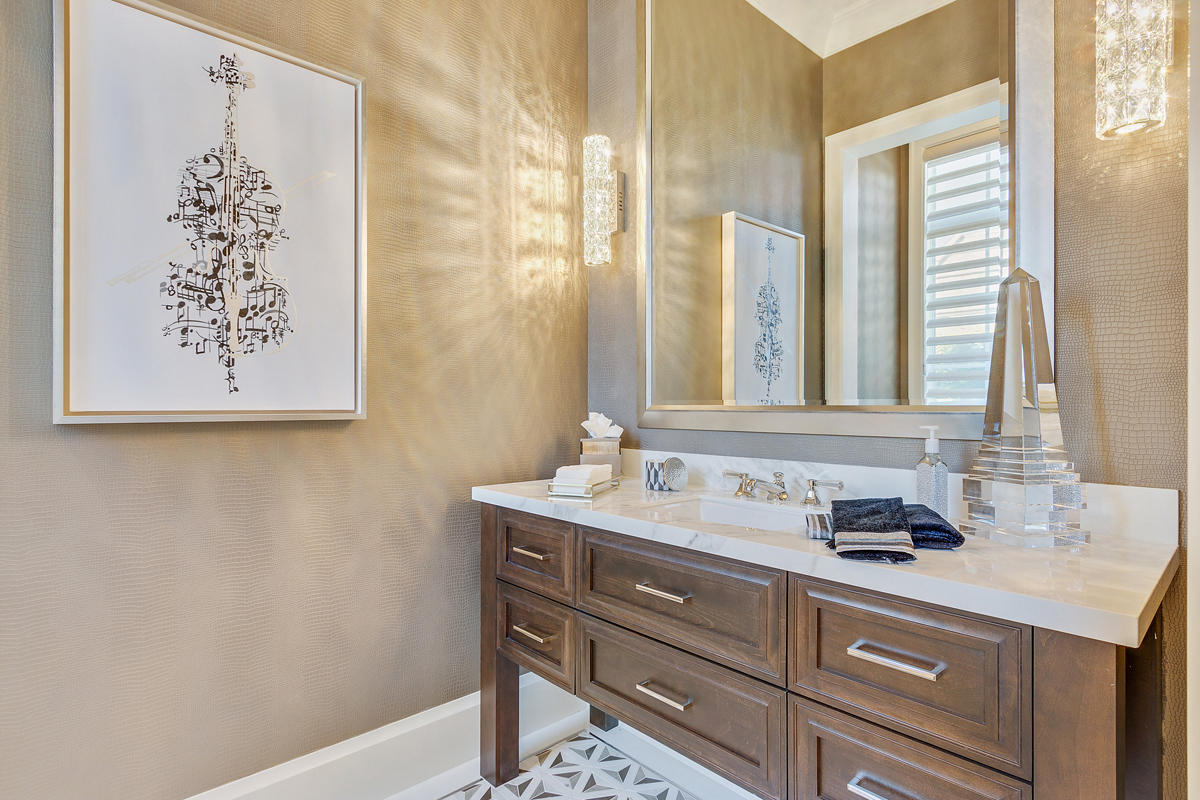 Royal Palm Yacht & Countr - Residential