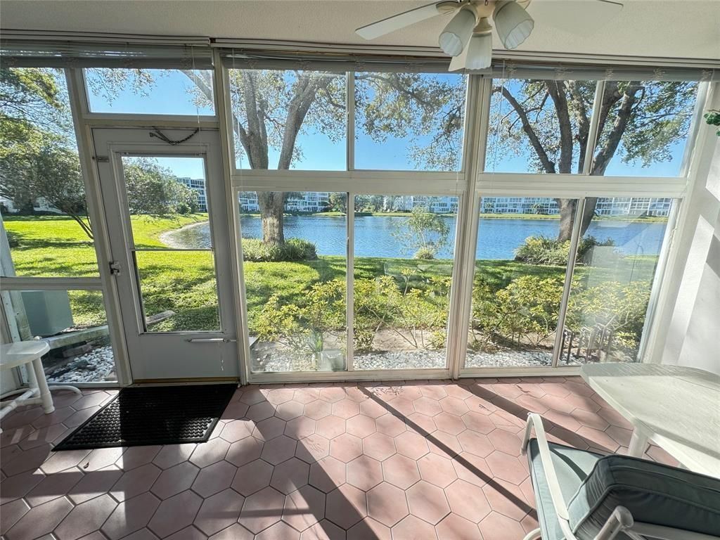 Photo of 1051 Cambridge C #1051, Deerfield Beach, FL 33442 (MLS # F10515071)