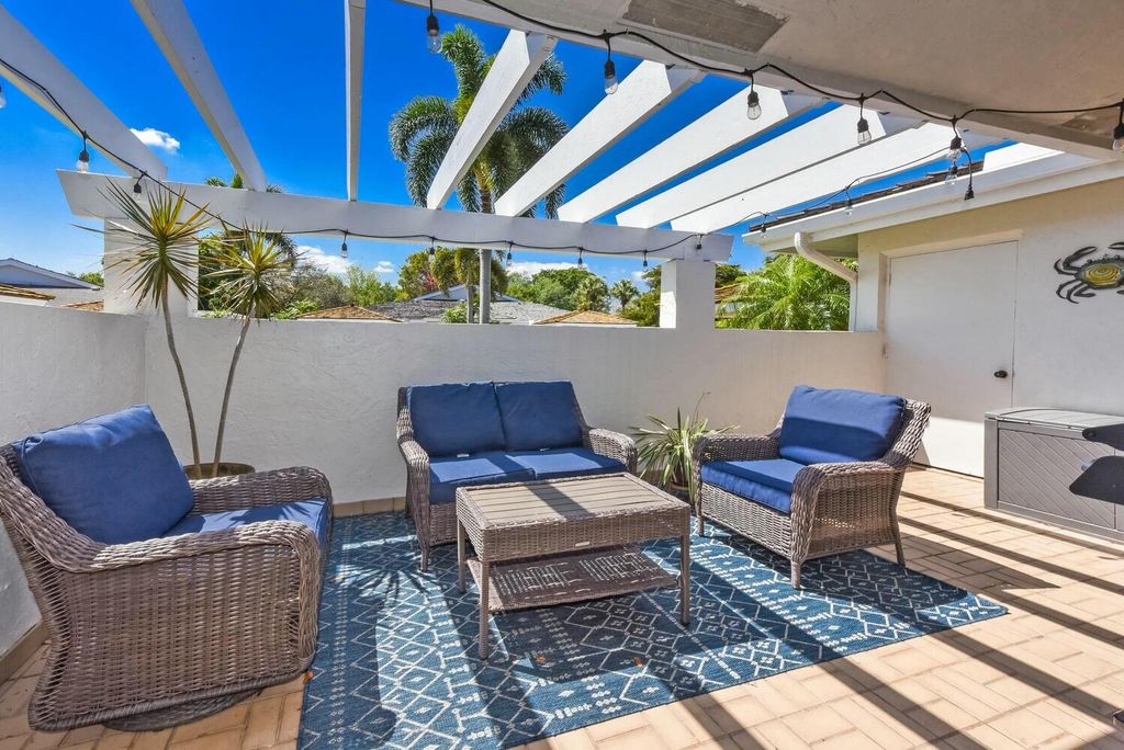 Photo of 3736 Freshwater Drive, Jupiter, FL 33477 (MLS # R11071522)