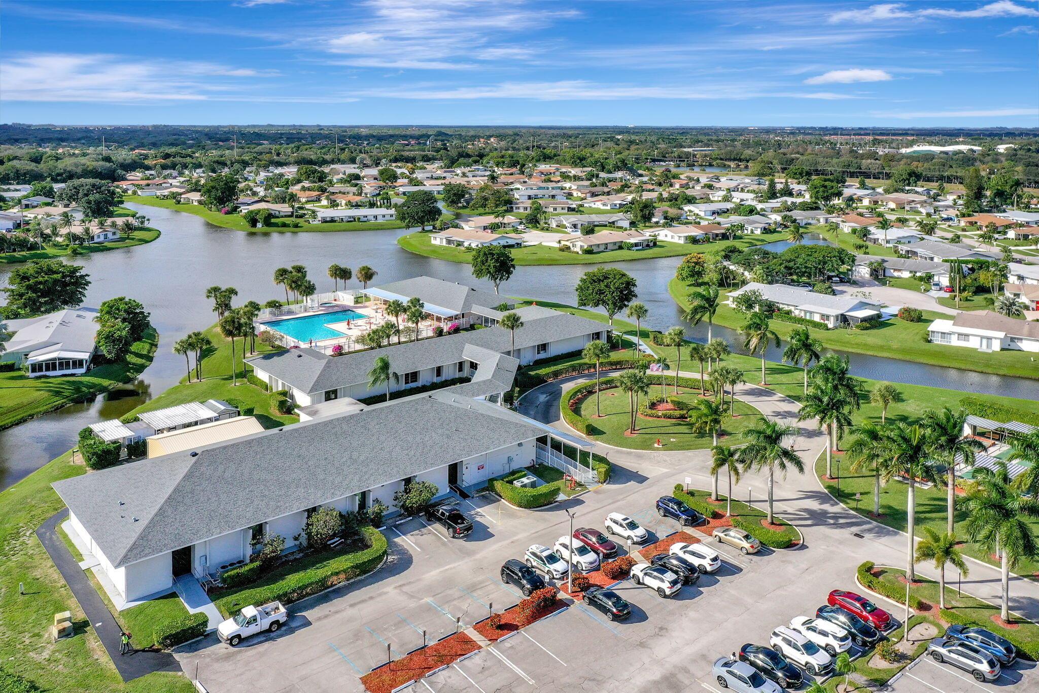 DELRAY VILLAS 3 - Residential