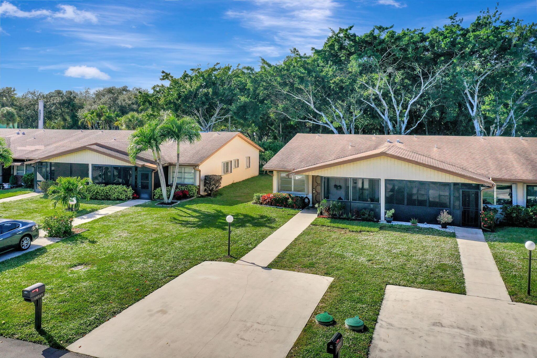 DELRAY VILLAS 3 - Residential