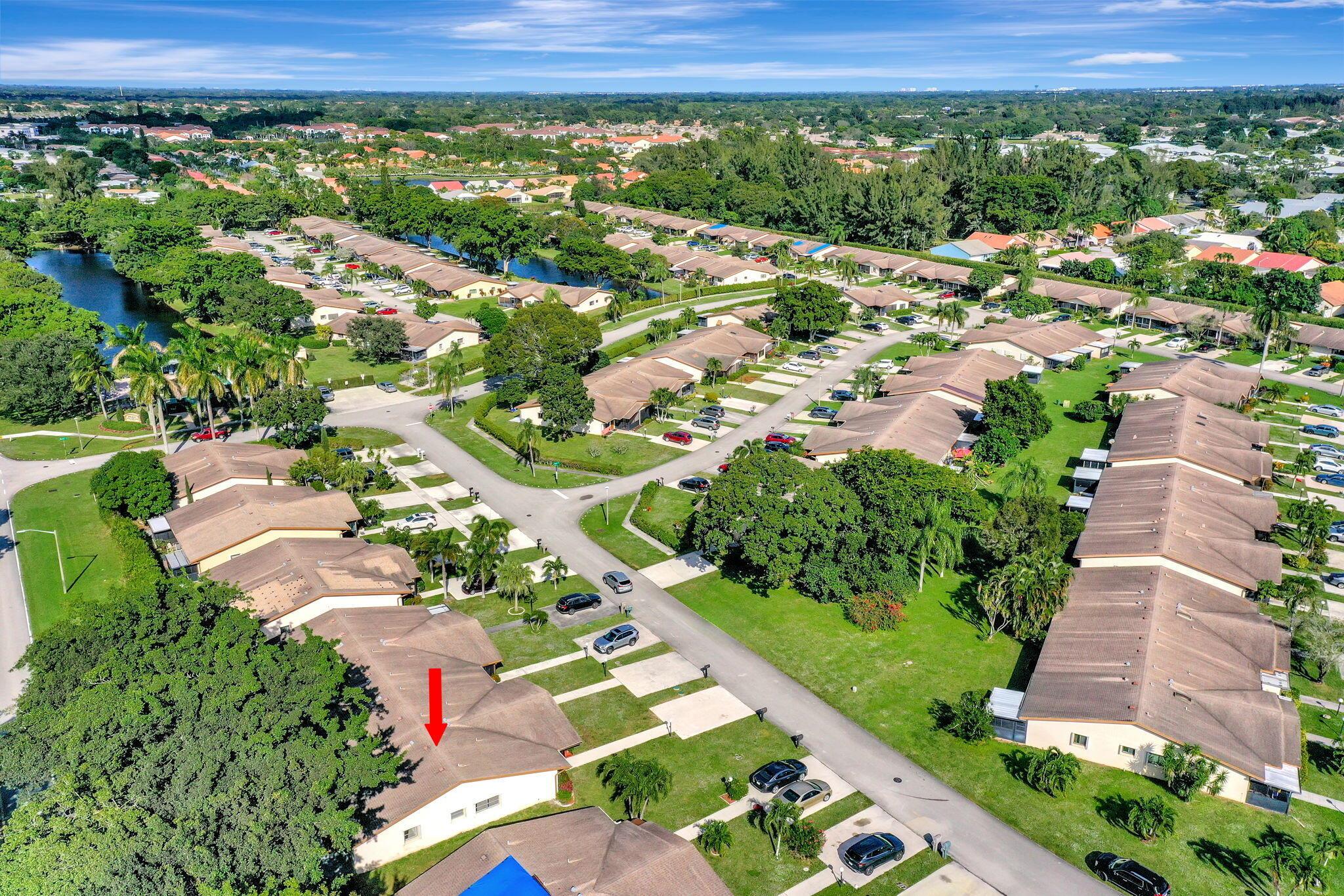 DELRAY VILLAS 3 - Residential