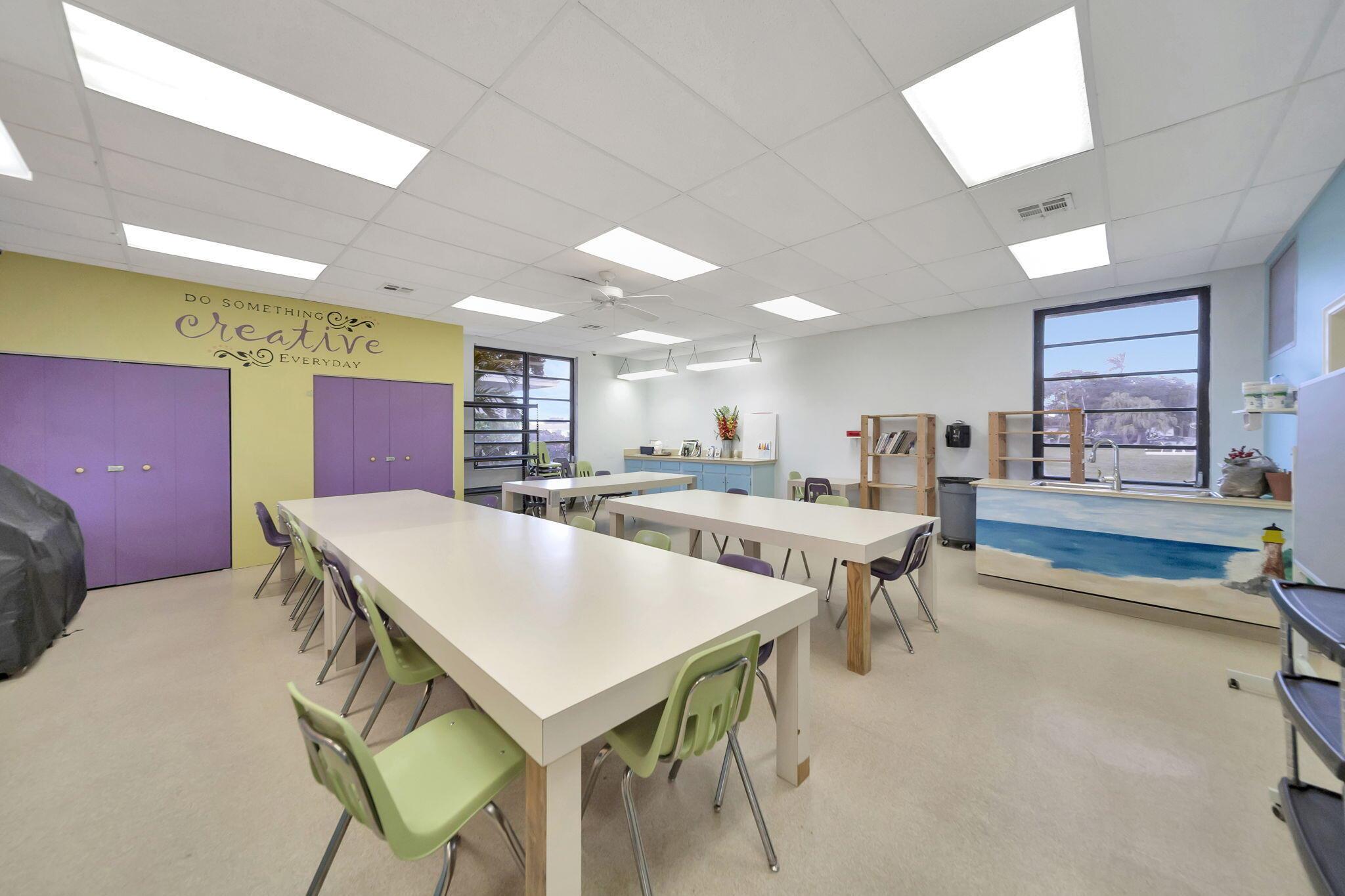 DELRAY VILLAS 3 - Residential