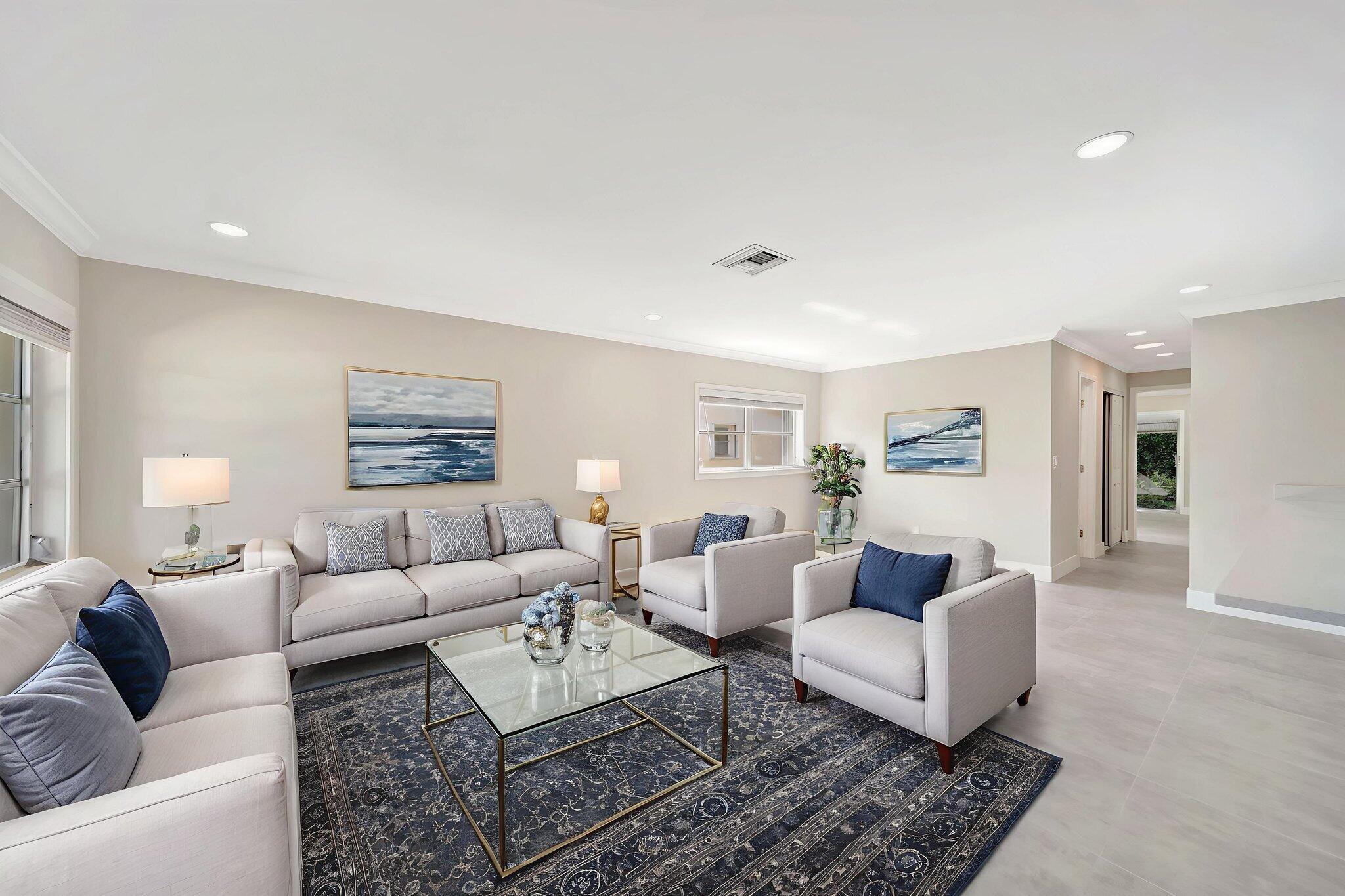 DELRAY VILLAS 3 - Residential