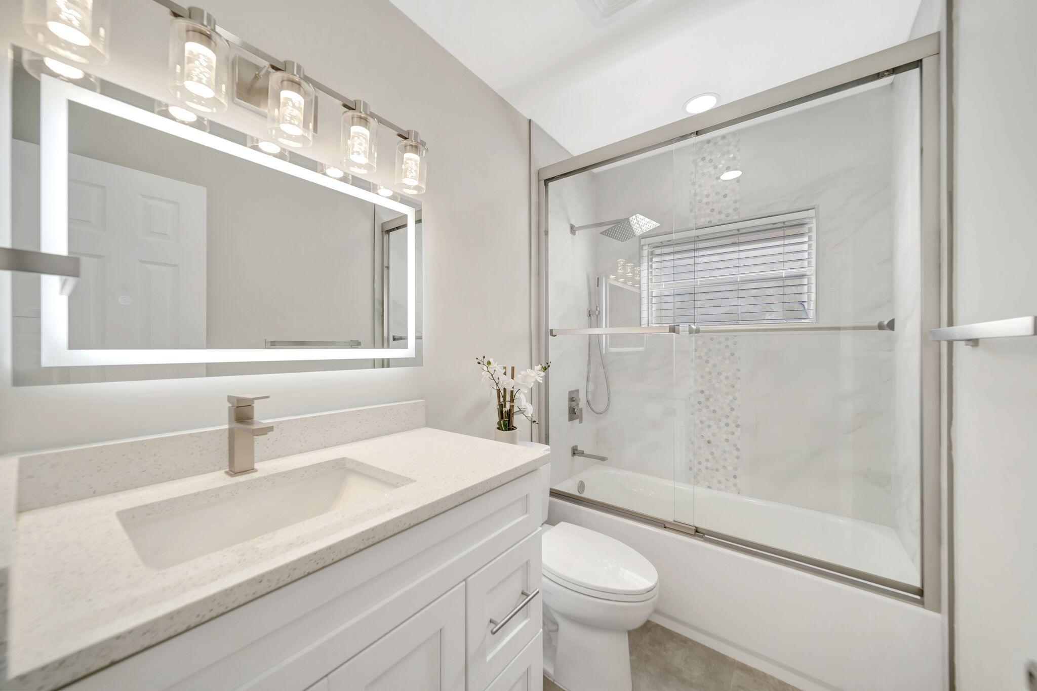 DELRAY VILLAS 3 - Residential