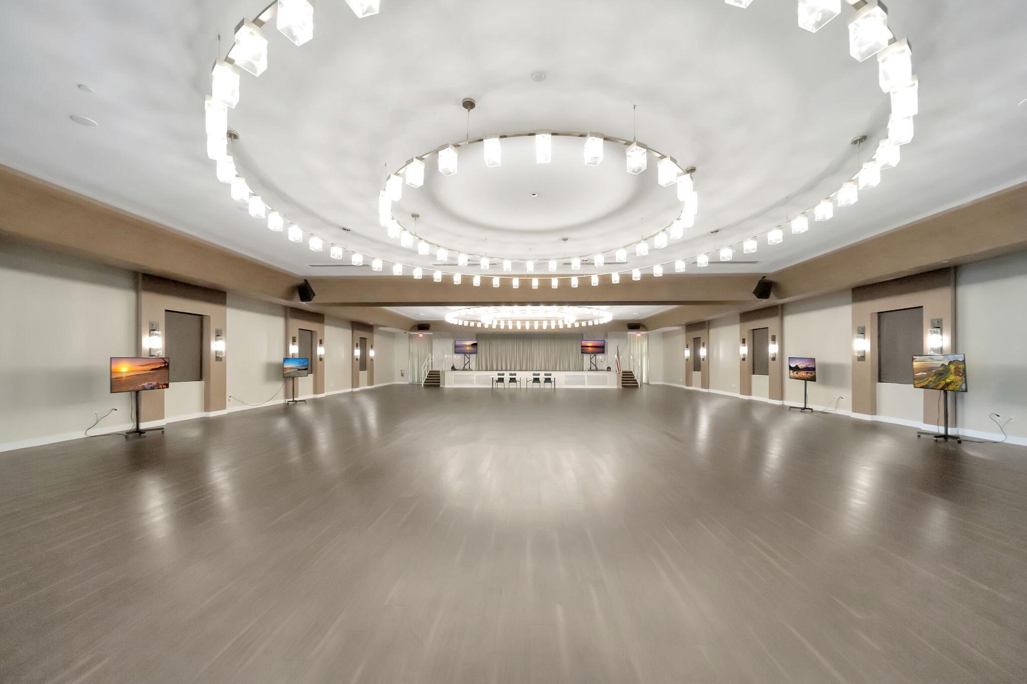 DELRAY VILLAS 3 - Residential