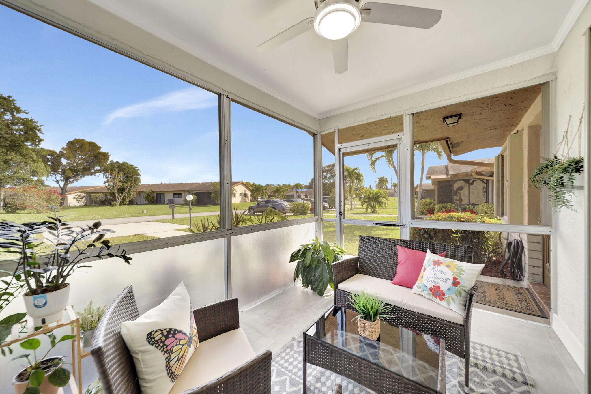 DELRAY VILLAS 3 - Residential