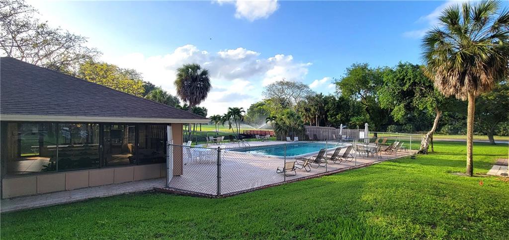 Tangerine Condos - Residential