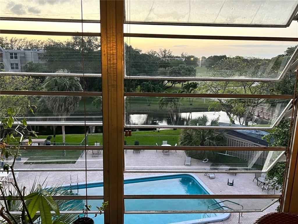 Tangerine Condos - Residential