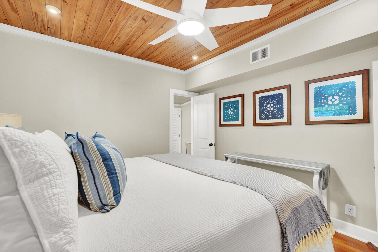 GRANDVIEW HEIGHTS - Residential