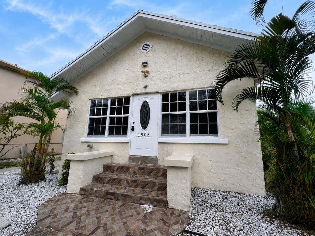 Photo of 1905 Monroe Street, Hollywood, FL 33020 (MLS # B26044864)
