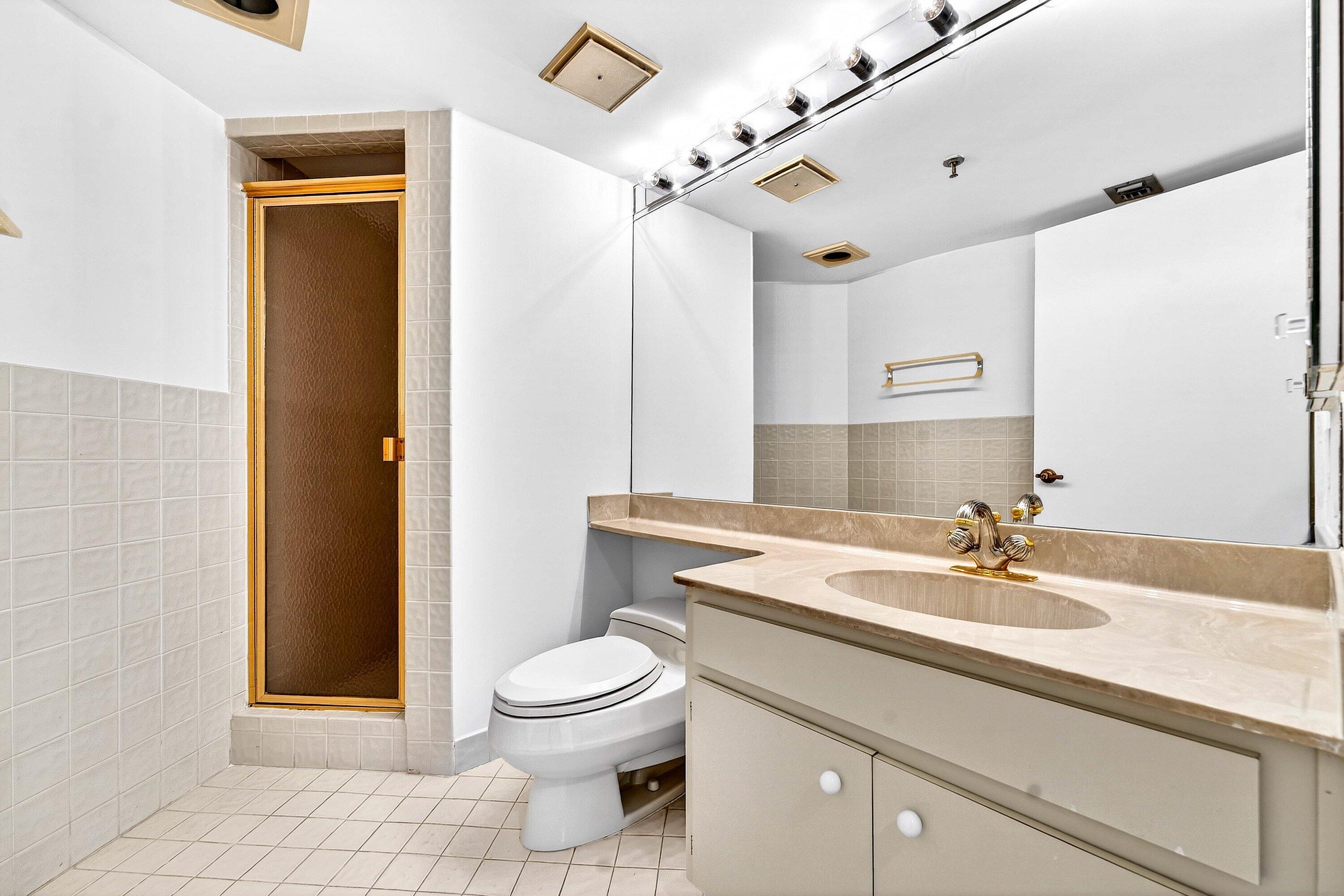 PARKER HIGHLAND CONDO - Residential