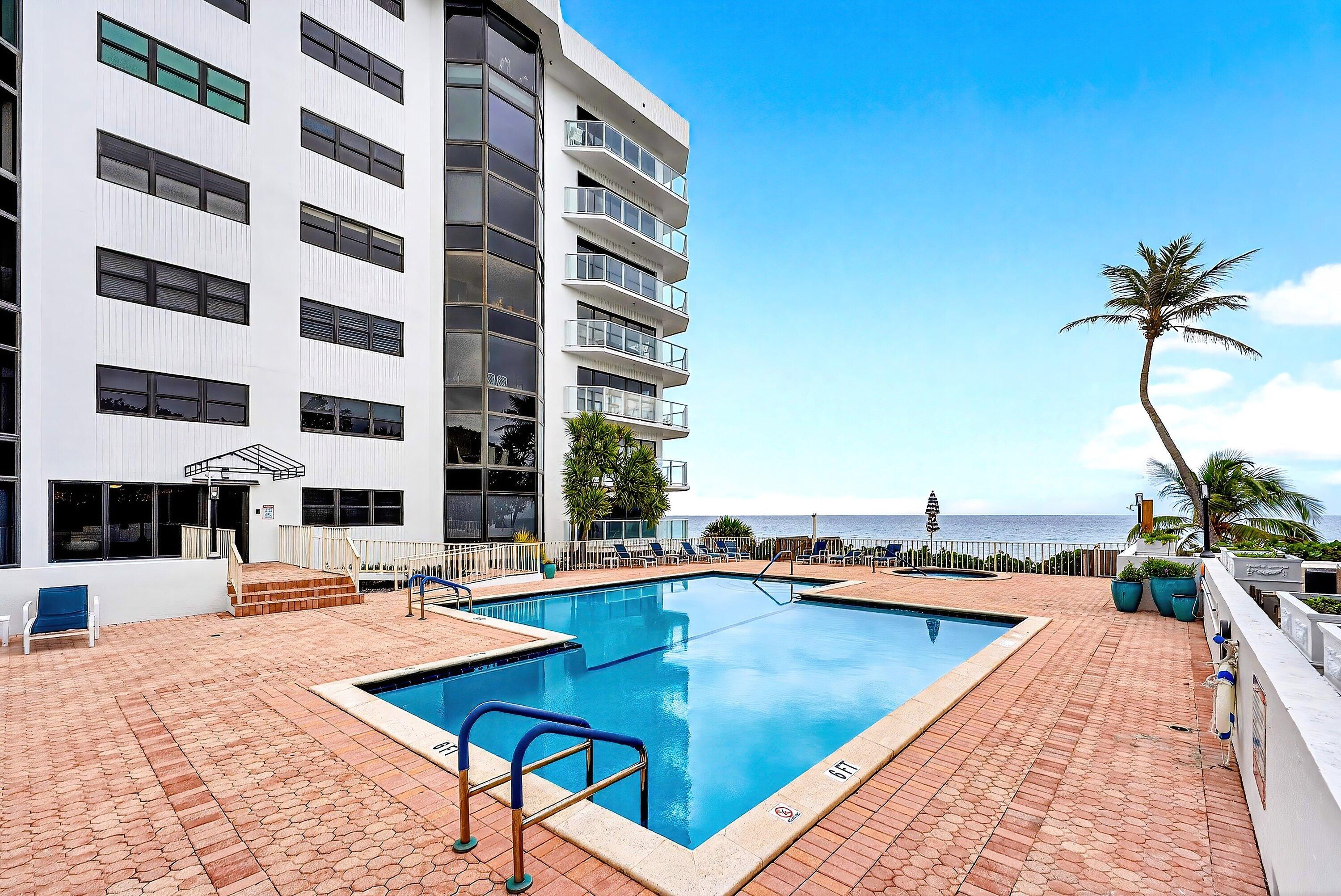 PARKER HIGHLAND CONDO - Residential