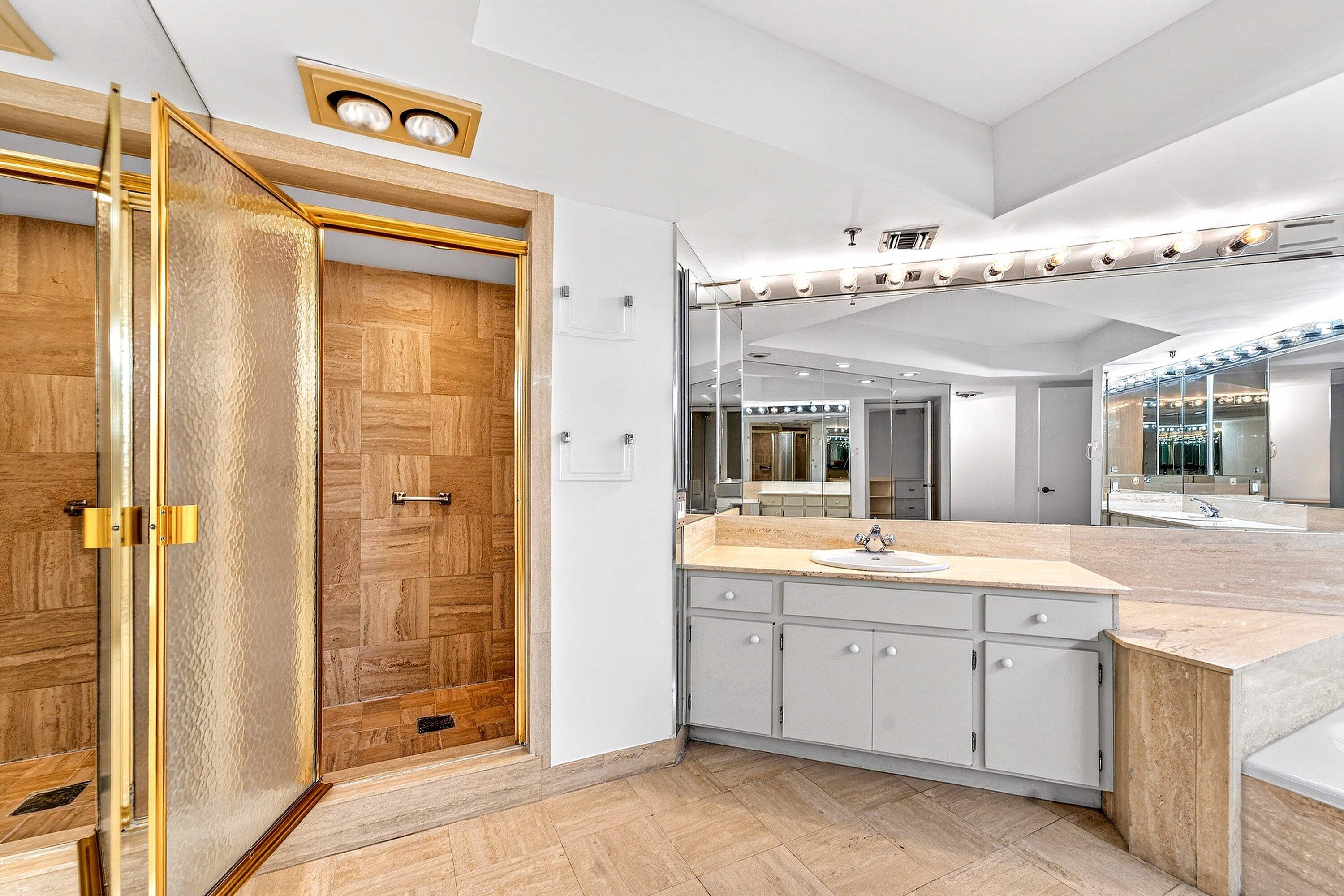 PARKER HIGHLAND CONDO - Residential