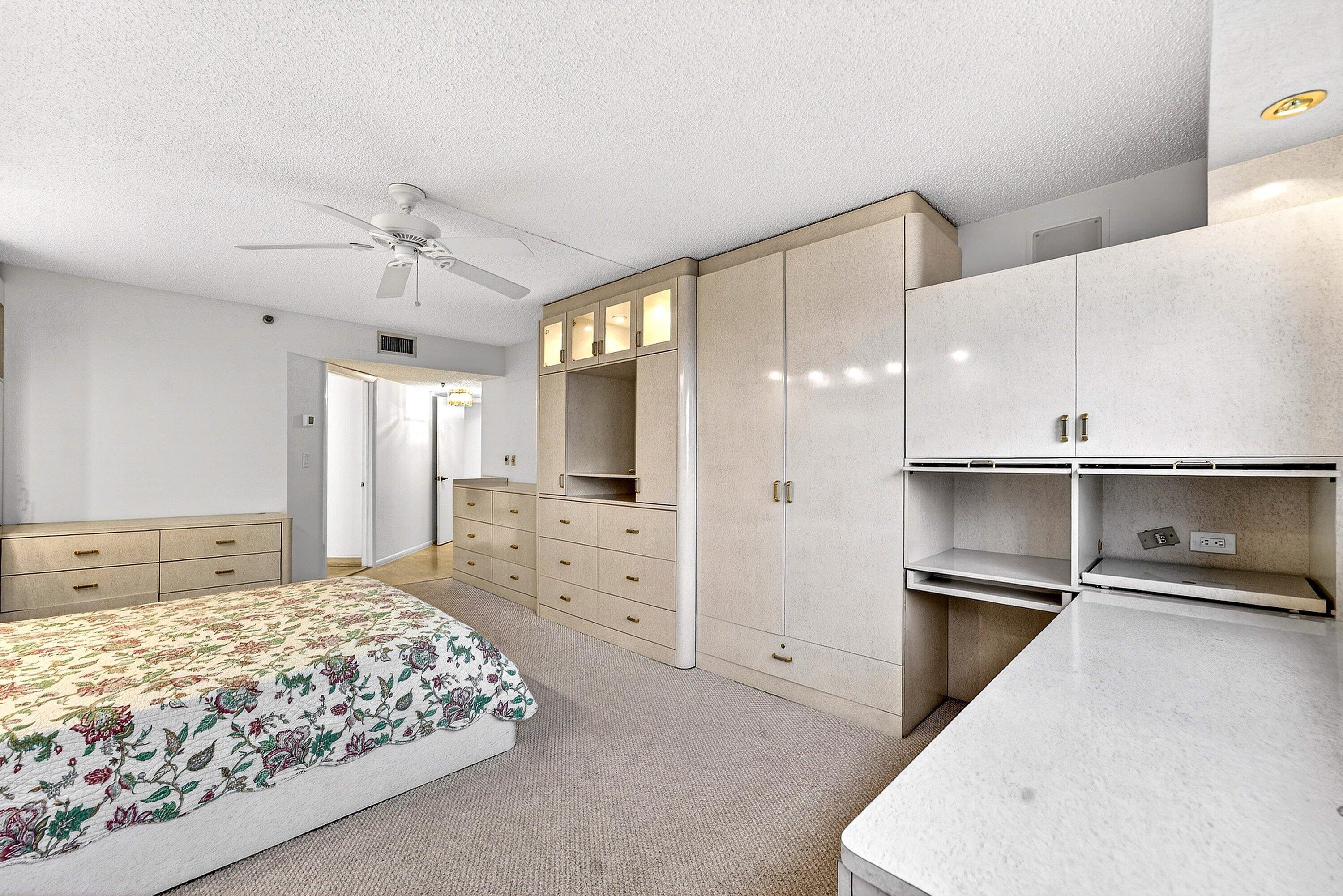 PARKER HIGHLAND CONDO - Residential