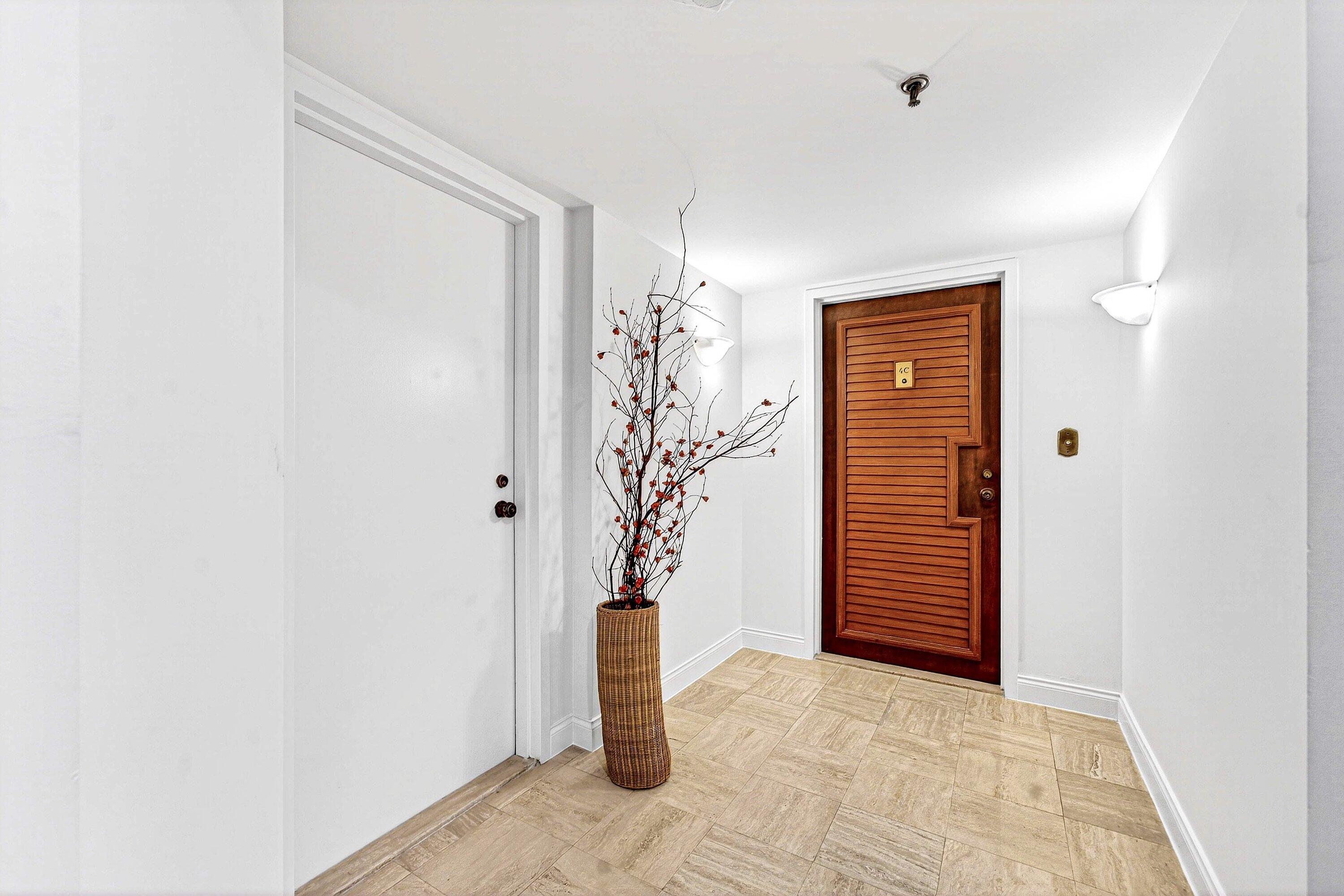 PARKER HIGHLAND CONDO - Residential