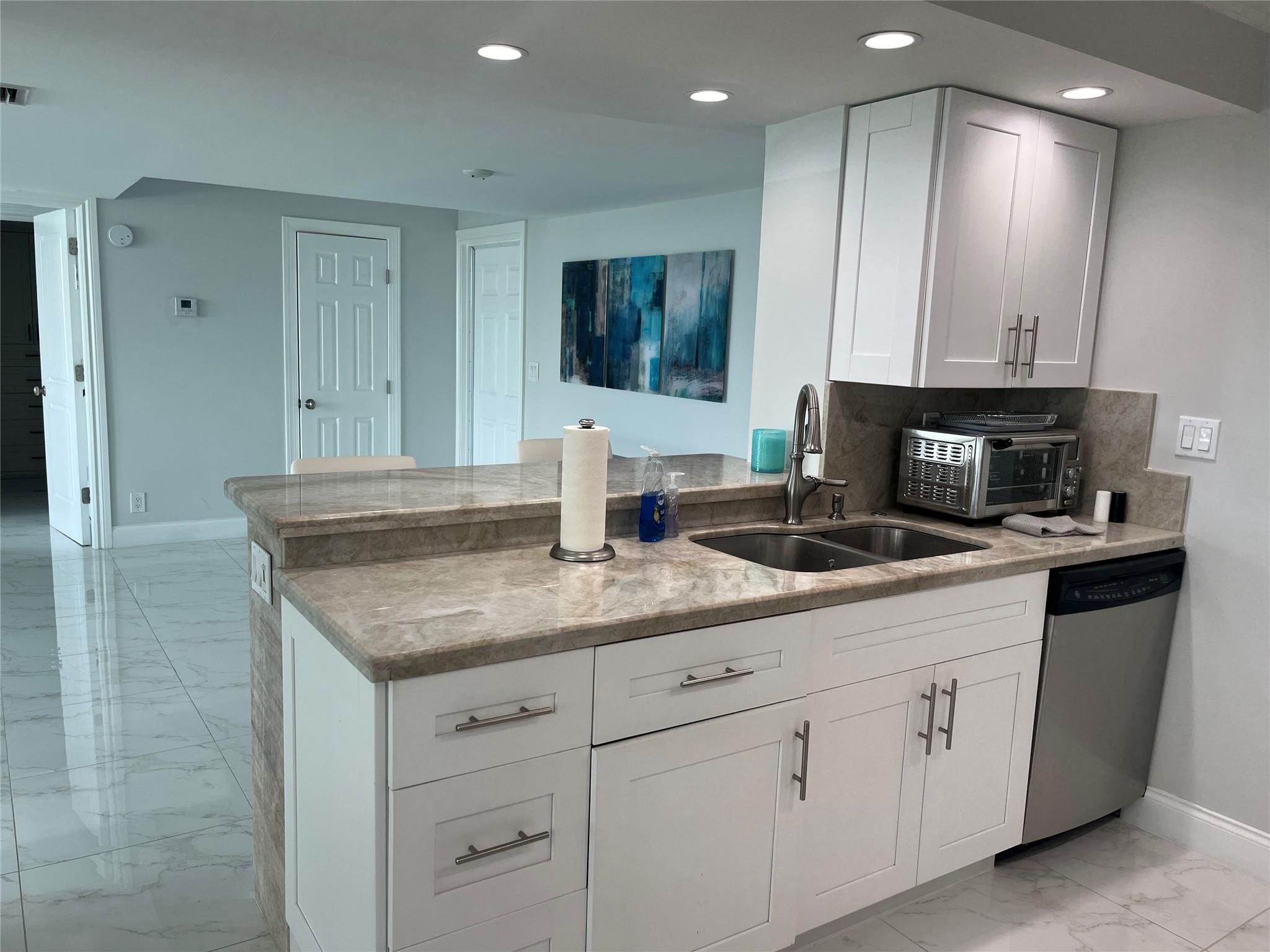 Tiara East Condo - Residential Lease