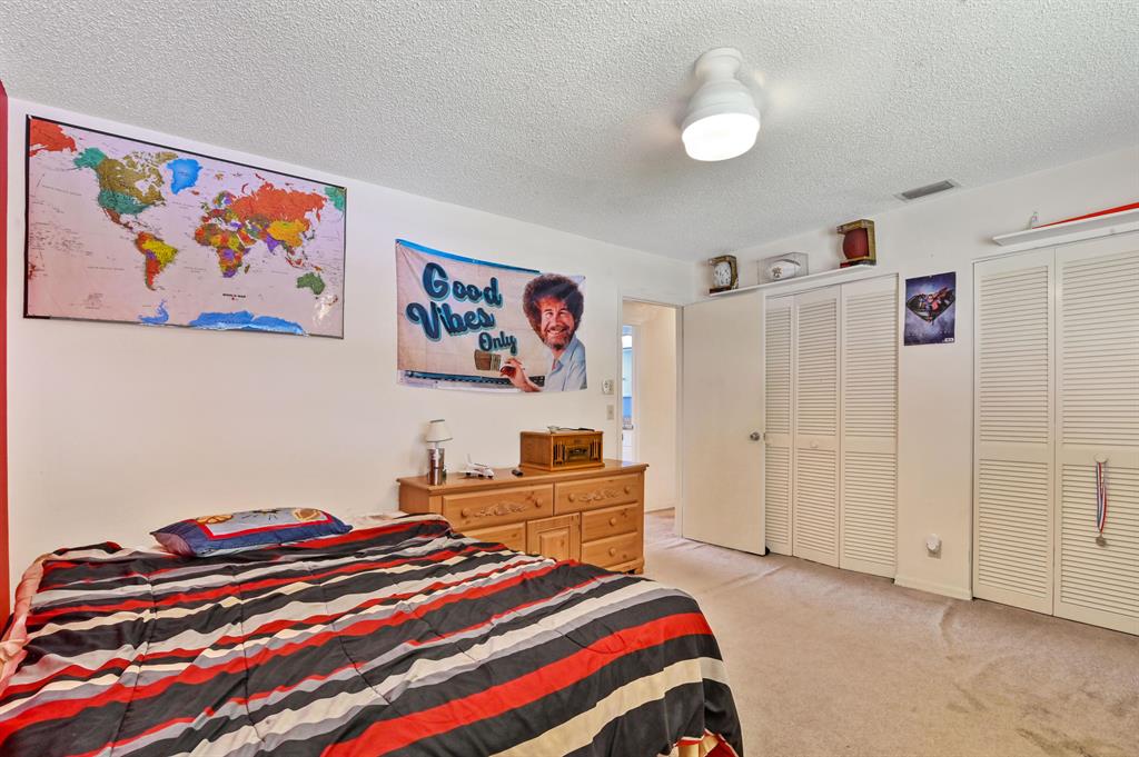 LAKES OF SHERBROOKE - Residential