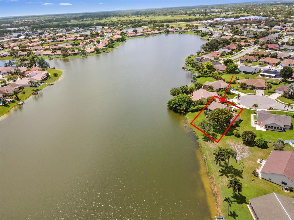 LAKES OF SHERBROOKE - Residential