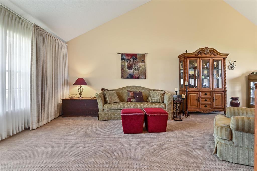 LAKES OF SHERBROOKE - Residential