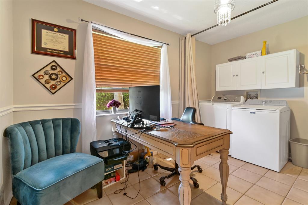 LAKES OF SHERBROOKE - Residential