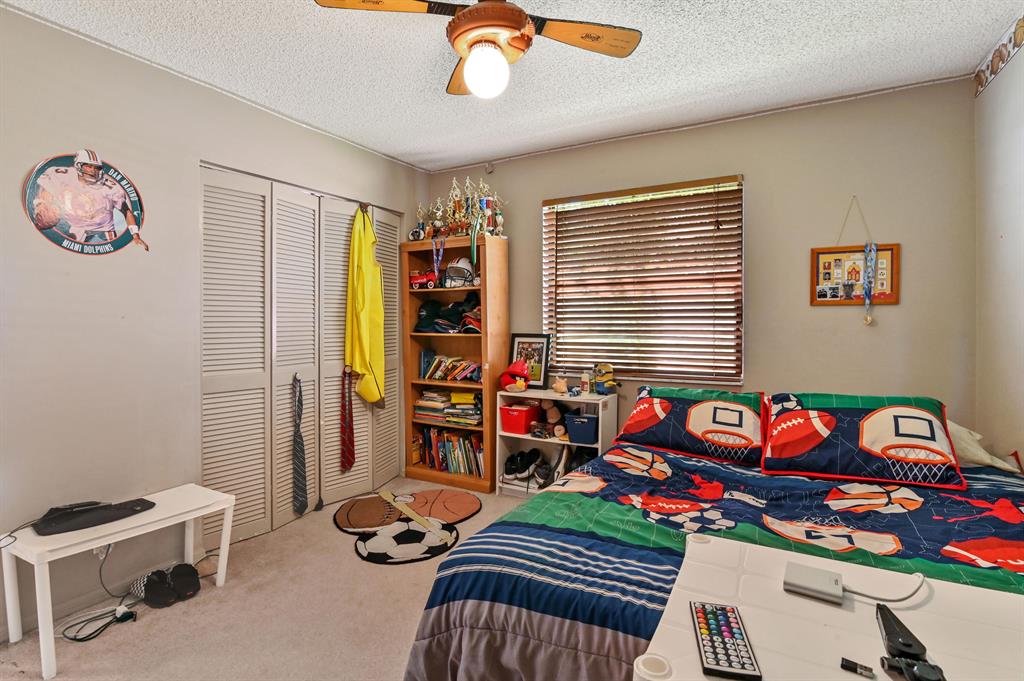 LAKES OF SHERBROOKE - Residential