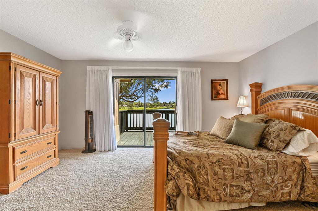 LAKES OF SHERBROOKE - Residential