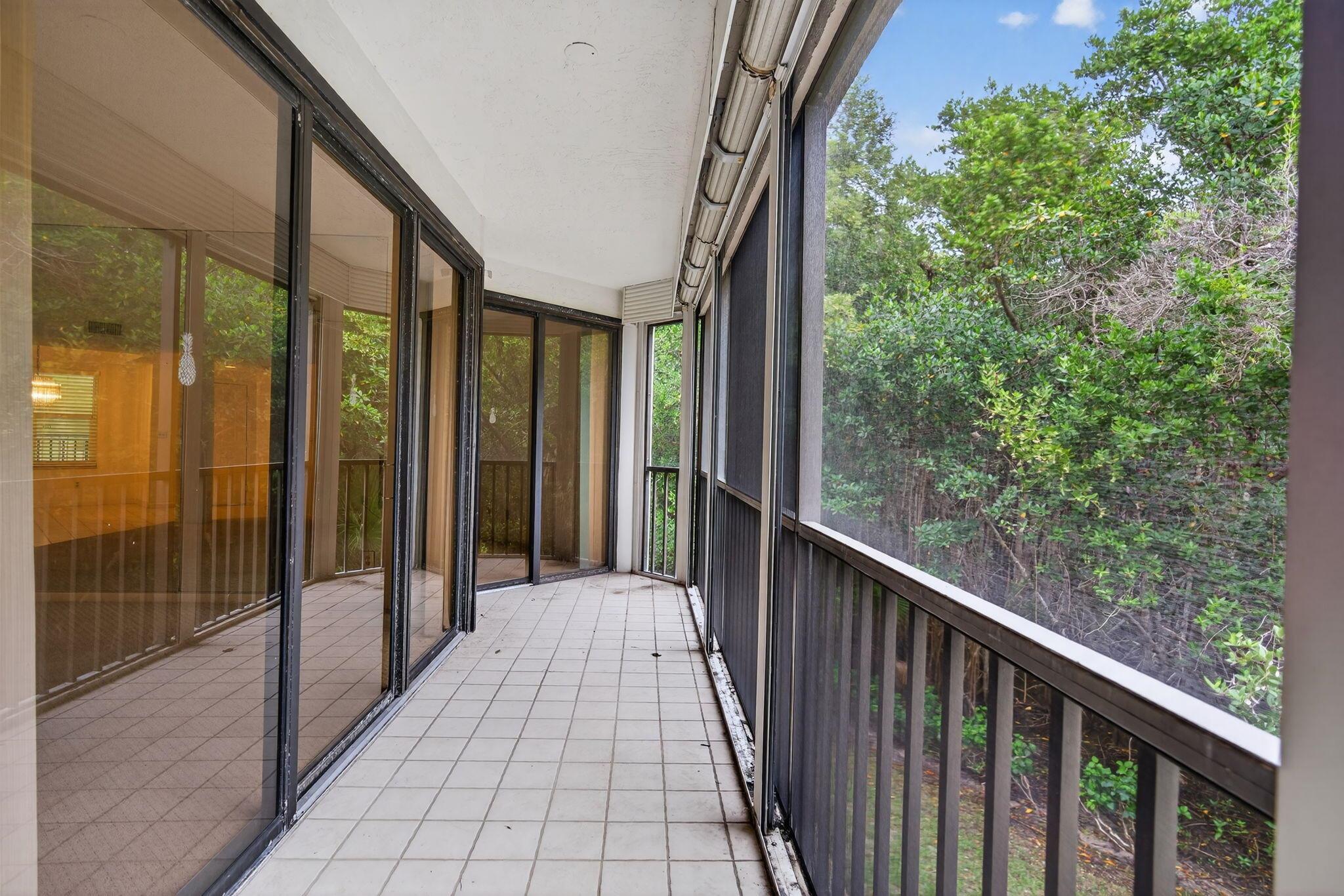 PLANTATION CLUB VILLAS CO - Residential