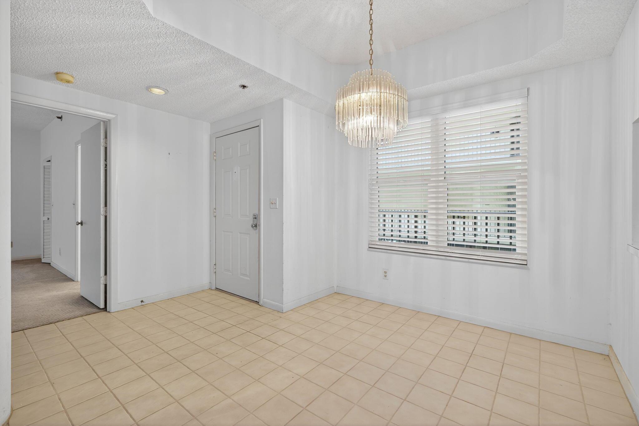 PLANTATION CLUB VILLAS CO - Residential