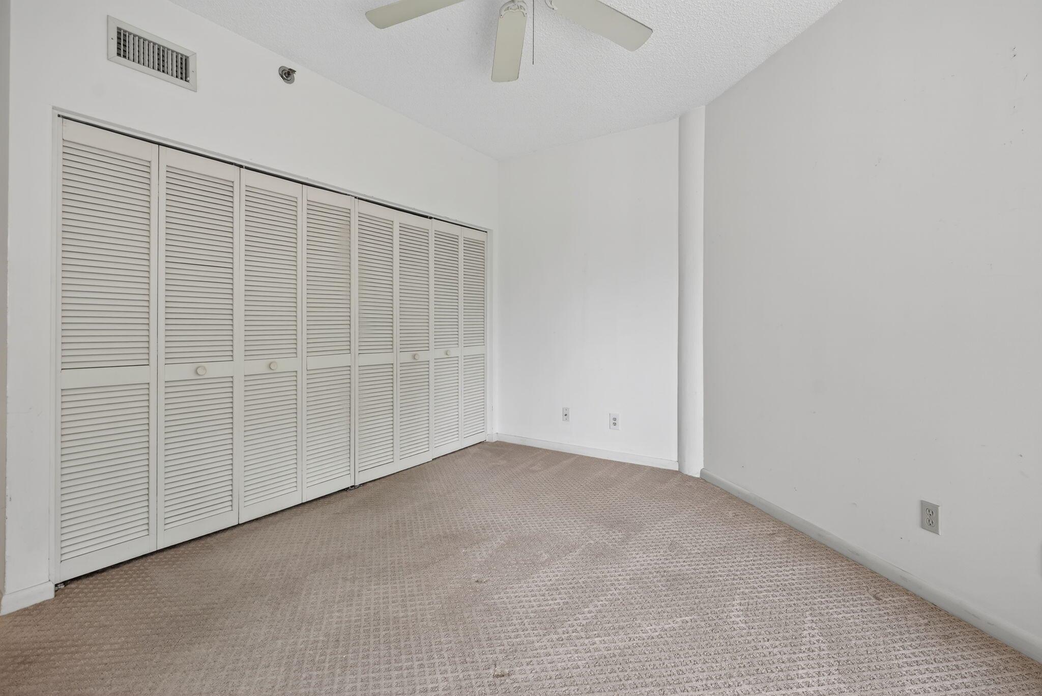 PLANTATION CLUB VILLAS CO - Residential