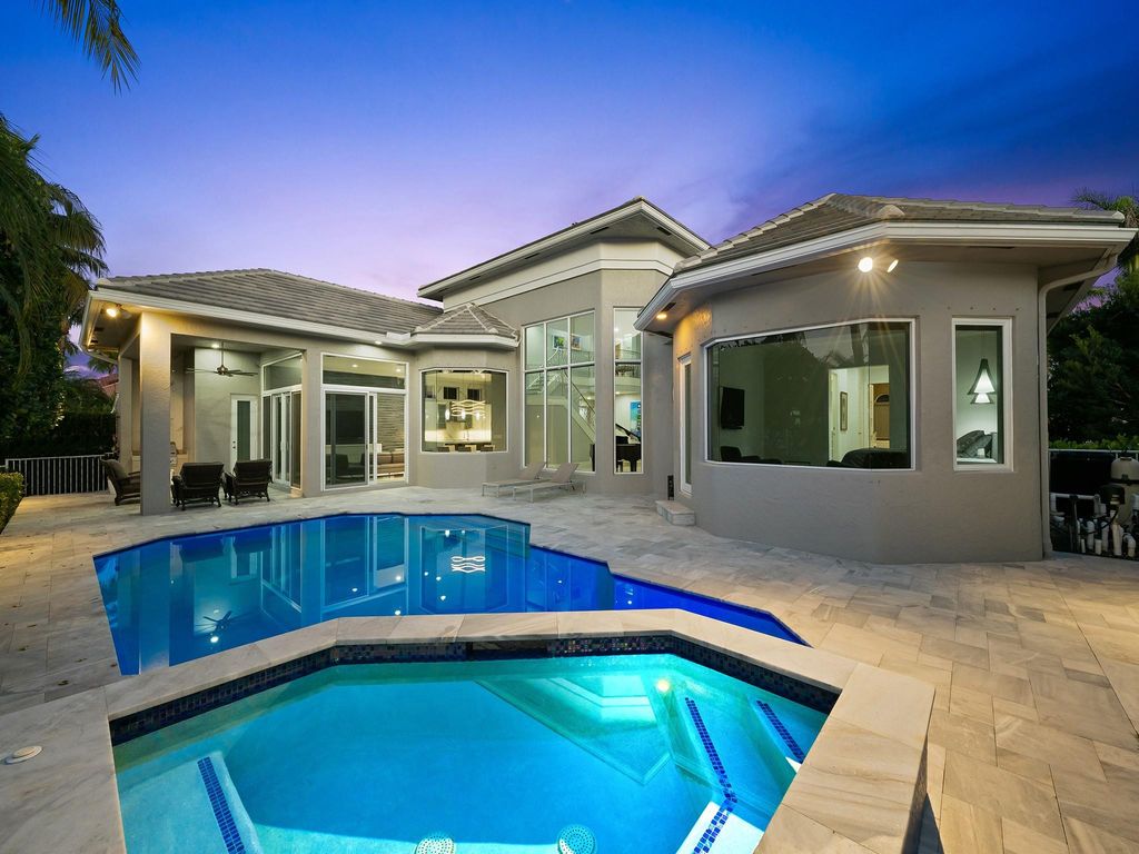 Photo of 661 Cardinal Street, Plantation, FL 33324 (MLS # F10551170)