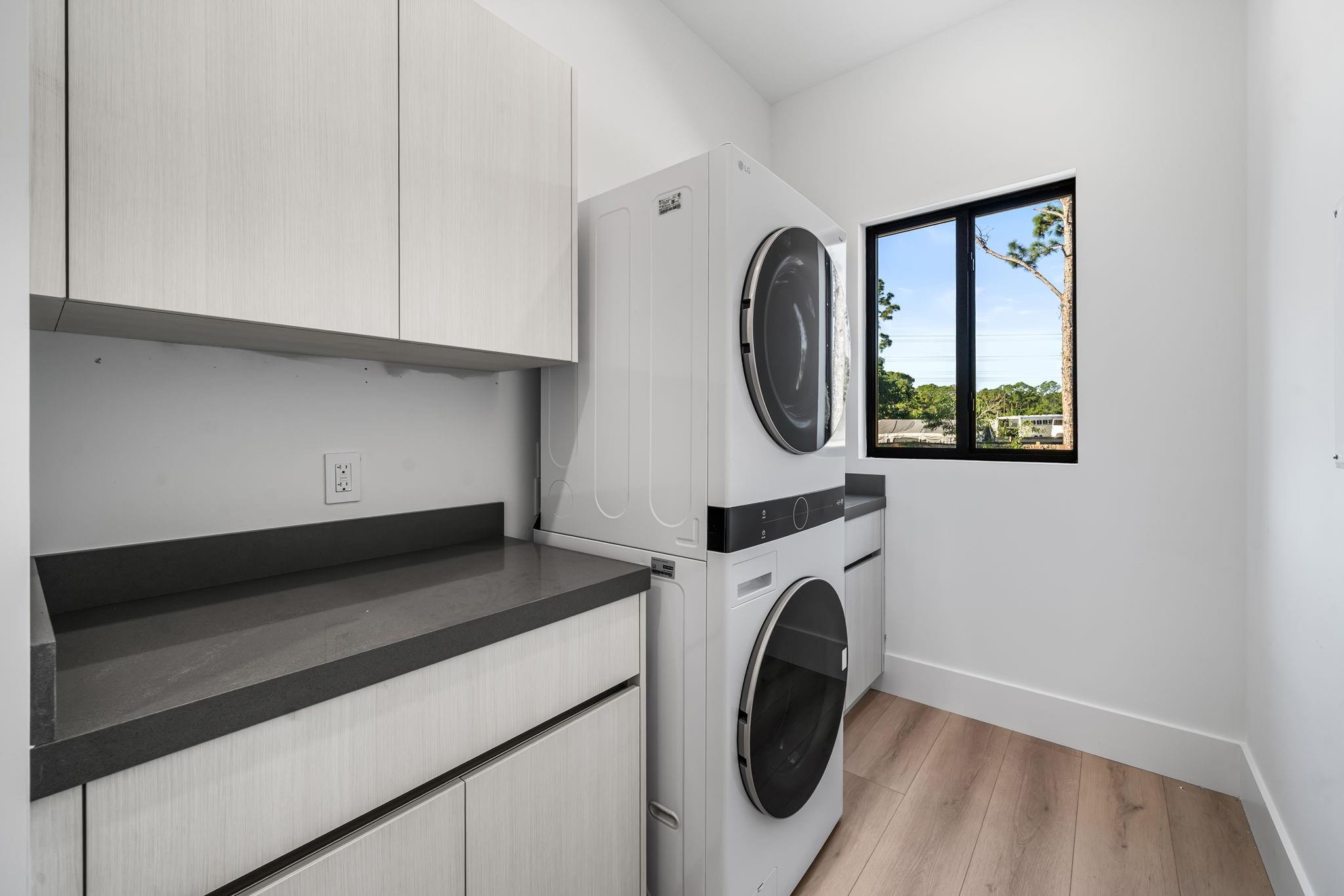 Acreage & Unrec - Residential