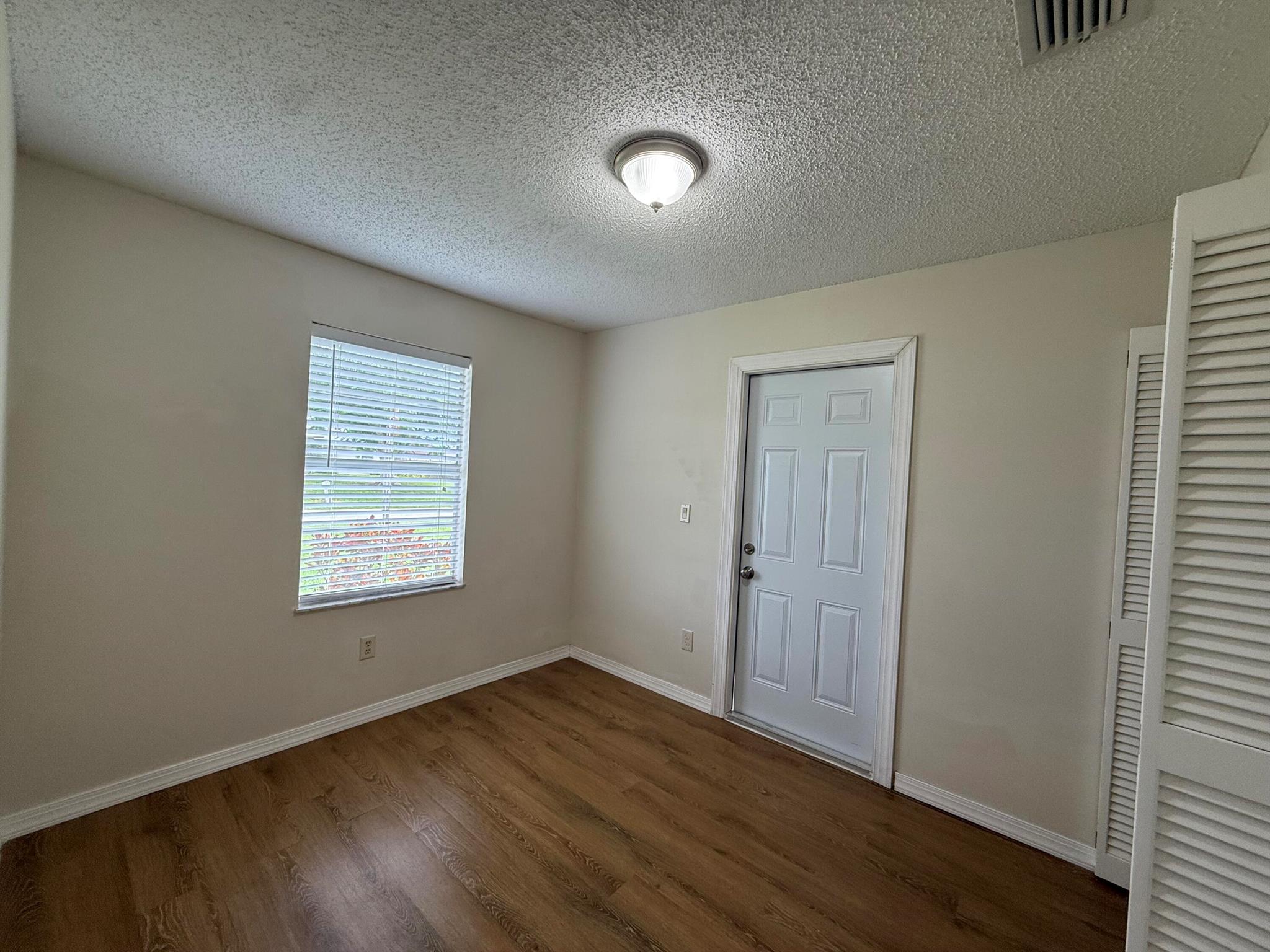 PORT ST LUCIE SECTION 41 - Residential Lease